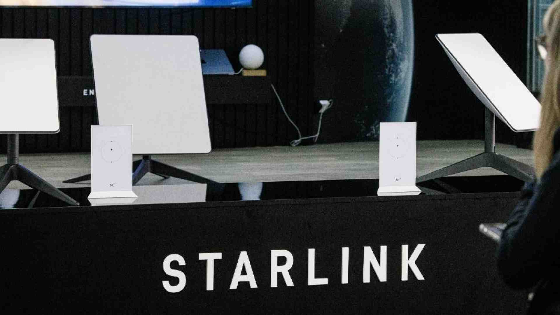 Immagine di Perché la rete satellitare Starlink è fondamentale per l'Ucraina