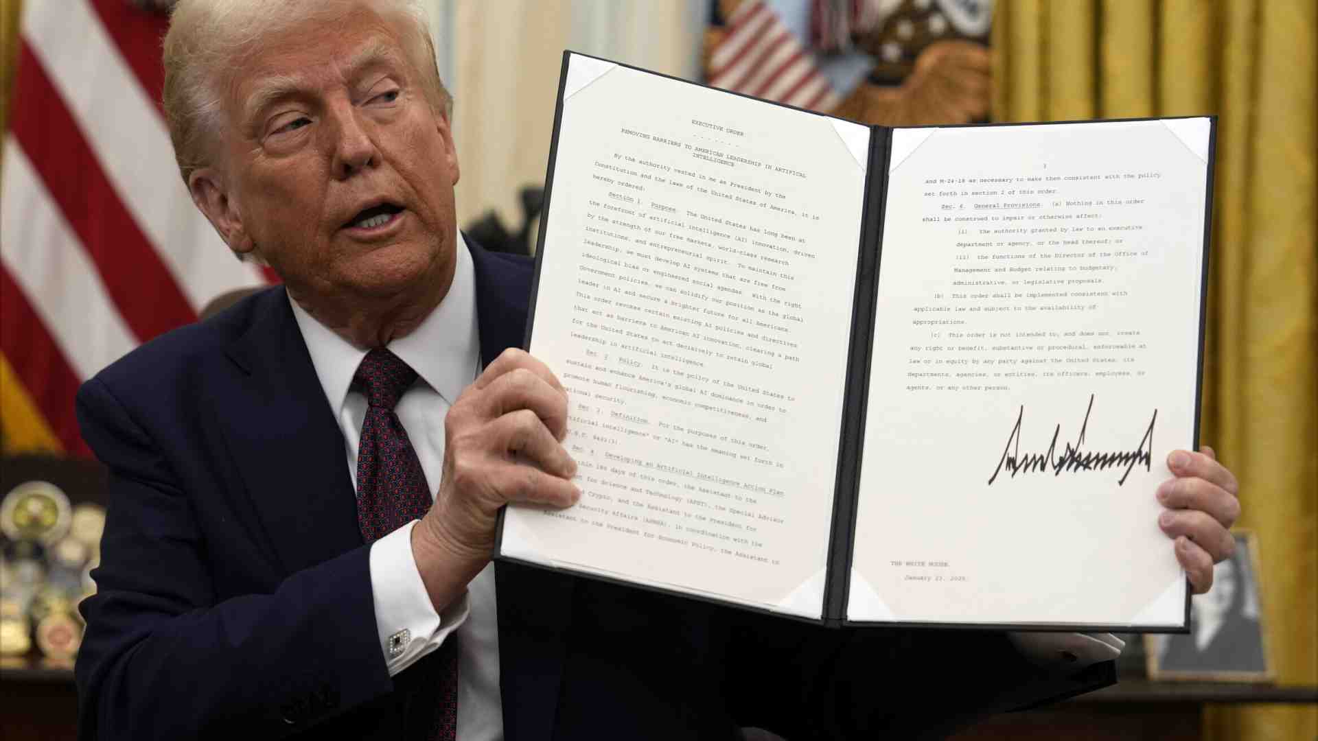 Immagine di Trump minaccia di colpire "presto" l'Ue con i dazi. Oggi parlerà con Canada e Messico