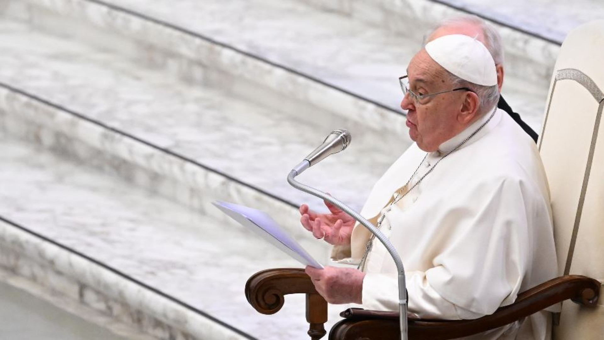 Immagine di Il Papa risponde a una moglie tradita: il perdono trae forza dallo spirito