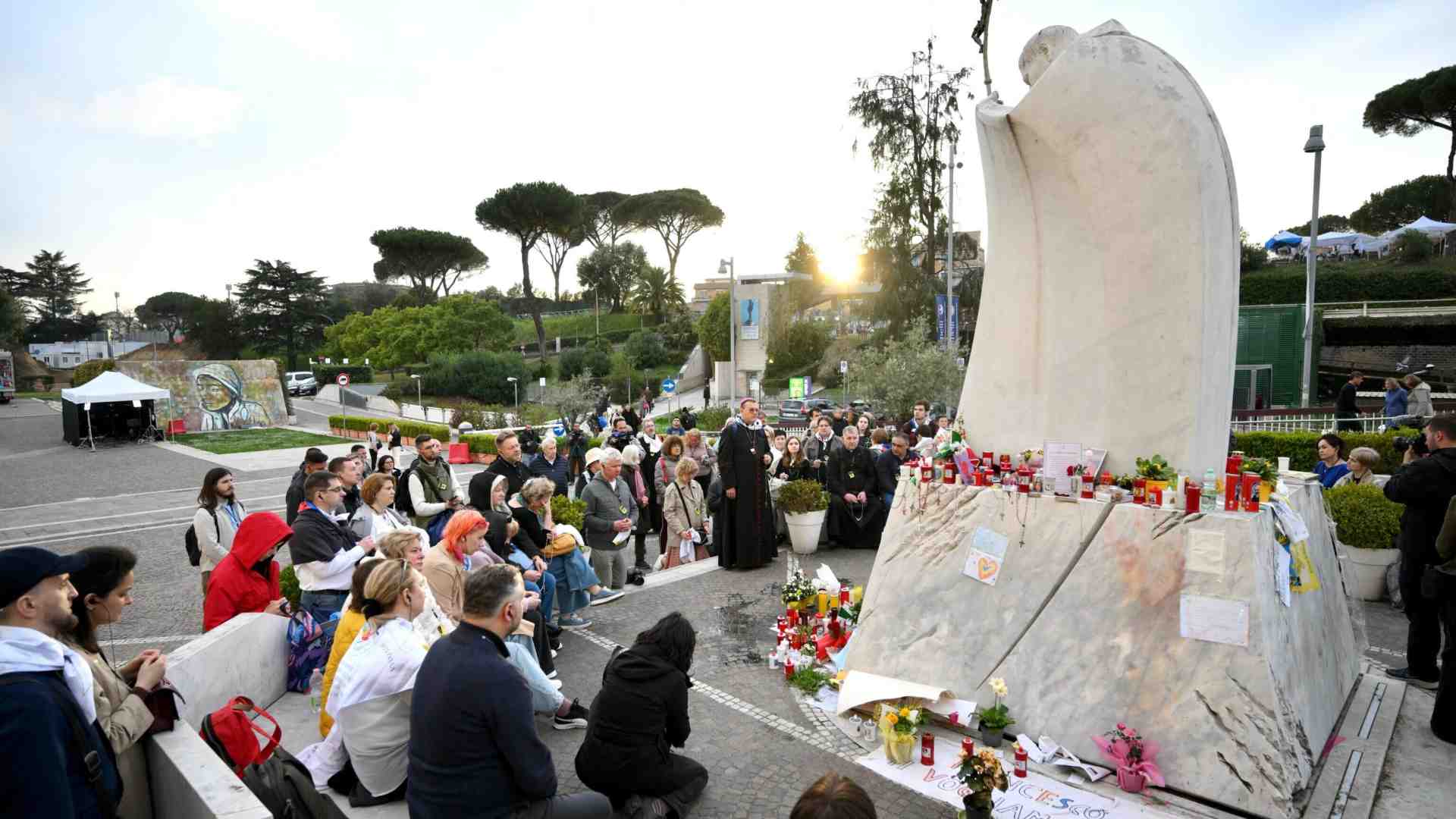 Immagine di Migliorano le condizioni di salute di Papa Francesco. Per lui un'altra notte tranquilla