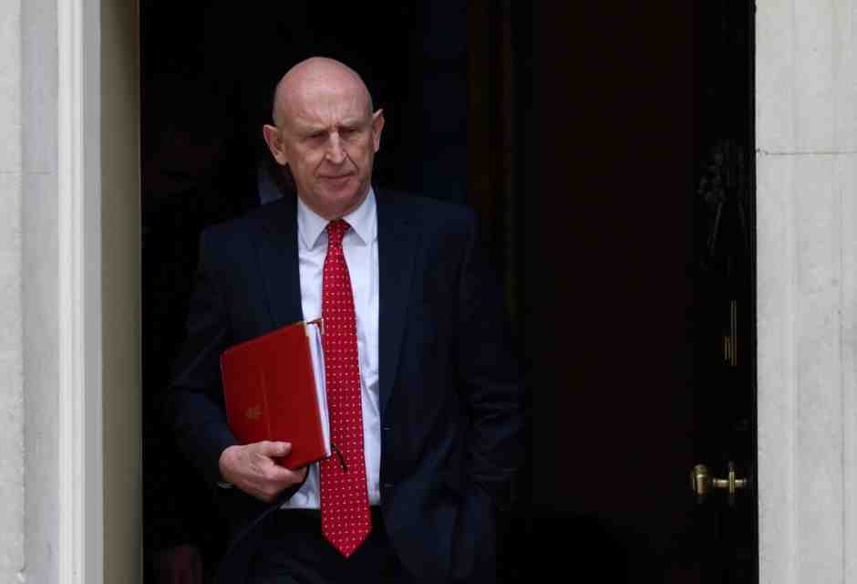 John Healey (Ansa)