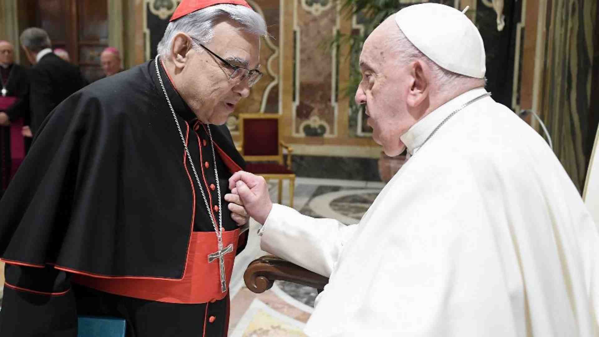 Immagine di Semeraro: «Il Papa ci insegna il valore della fragilità»