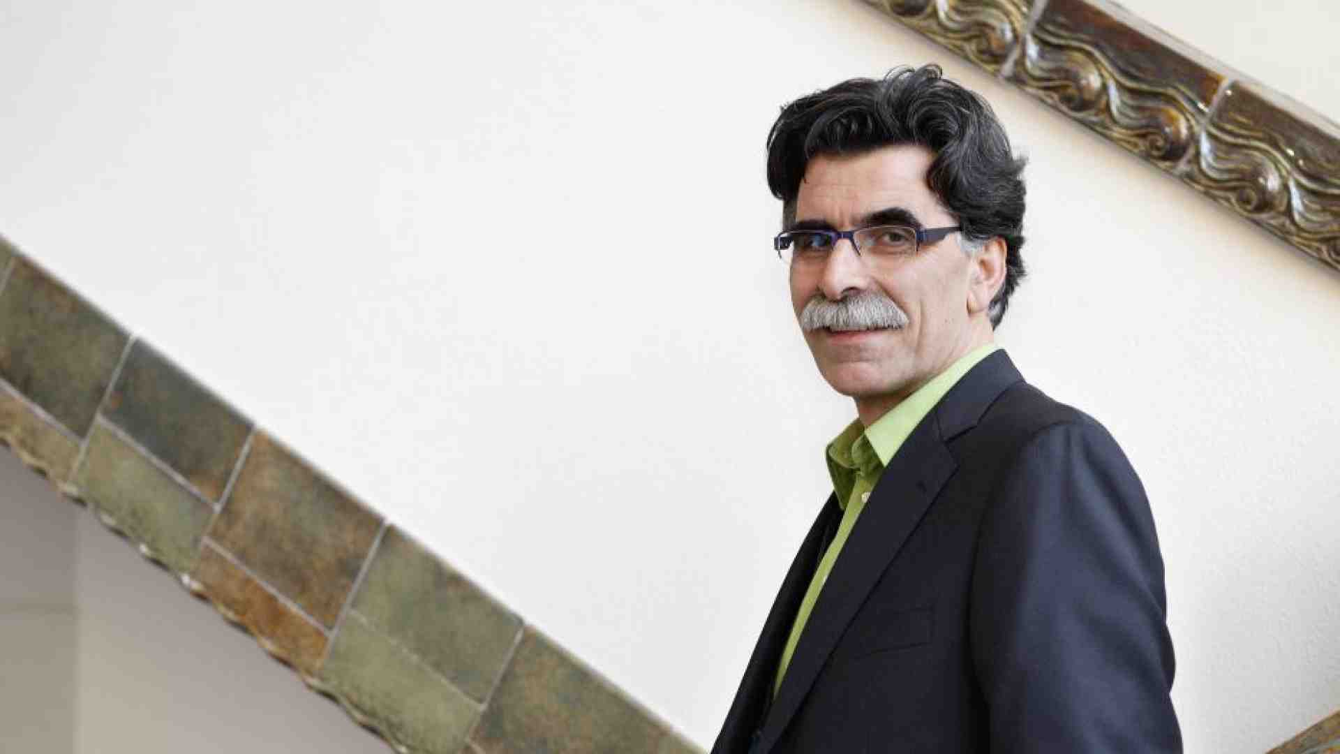 Immagine di Kader Abdolah: «La mia casa è la lingua dei classici»
