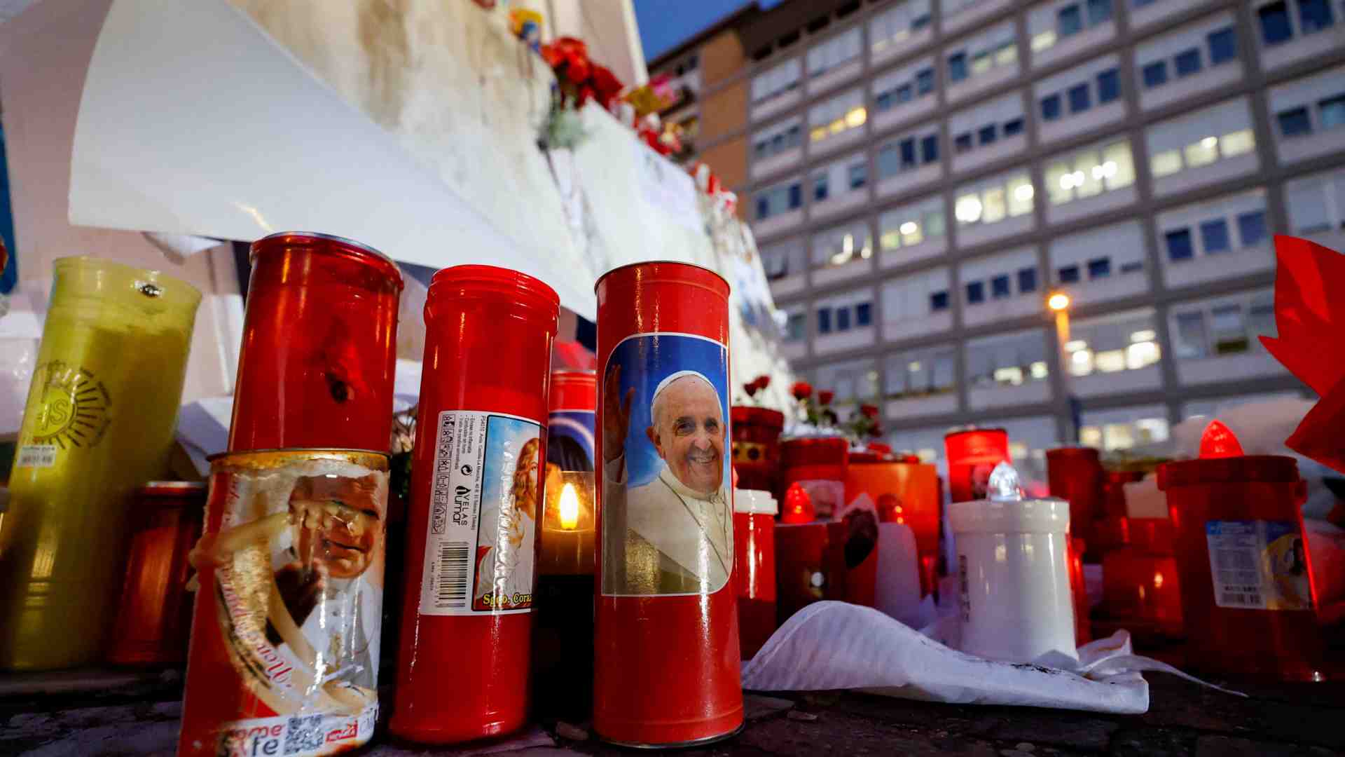 Immagine di Il Papa stabile. Confermati i miglioramenti