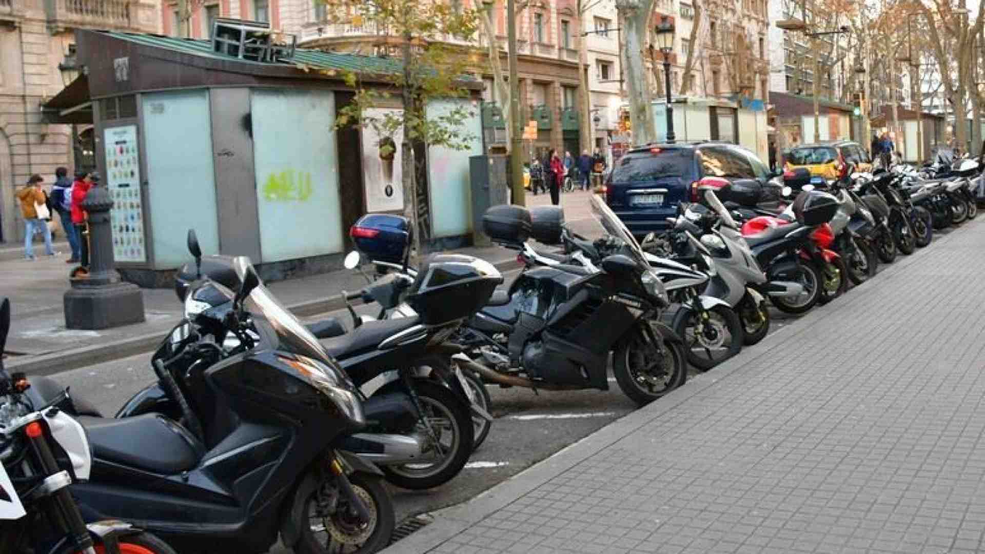 Immagine di Moto e scooter: vendite a picco a febbraio. Ecco perché