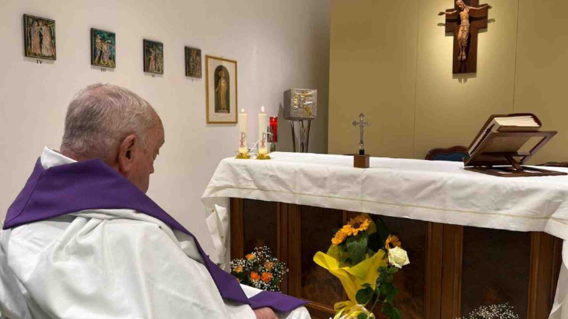 Immagine di Torniamo un attimo alla foto del Papa e a quello che nessuno ha (ancora) visto