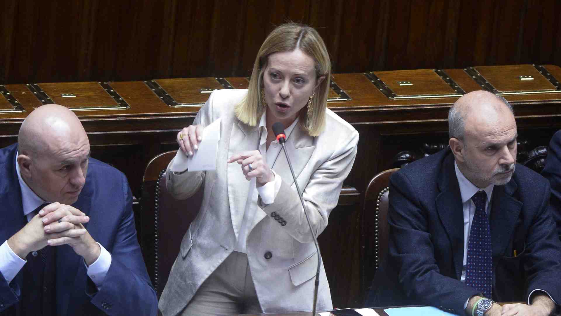 Immagine di Meloni attacca il manifesto di Ventotene: bagarre in Aula. Benigni: furono eroi