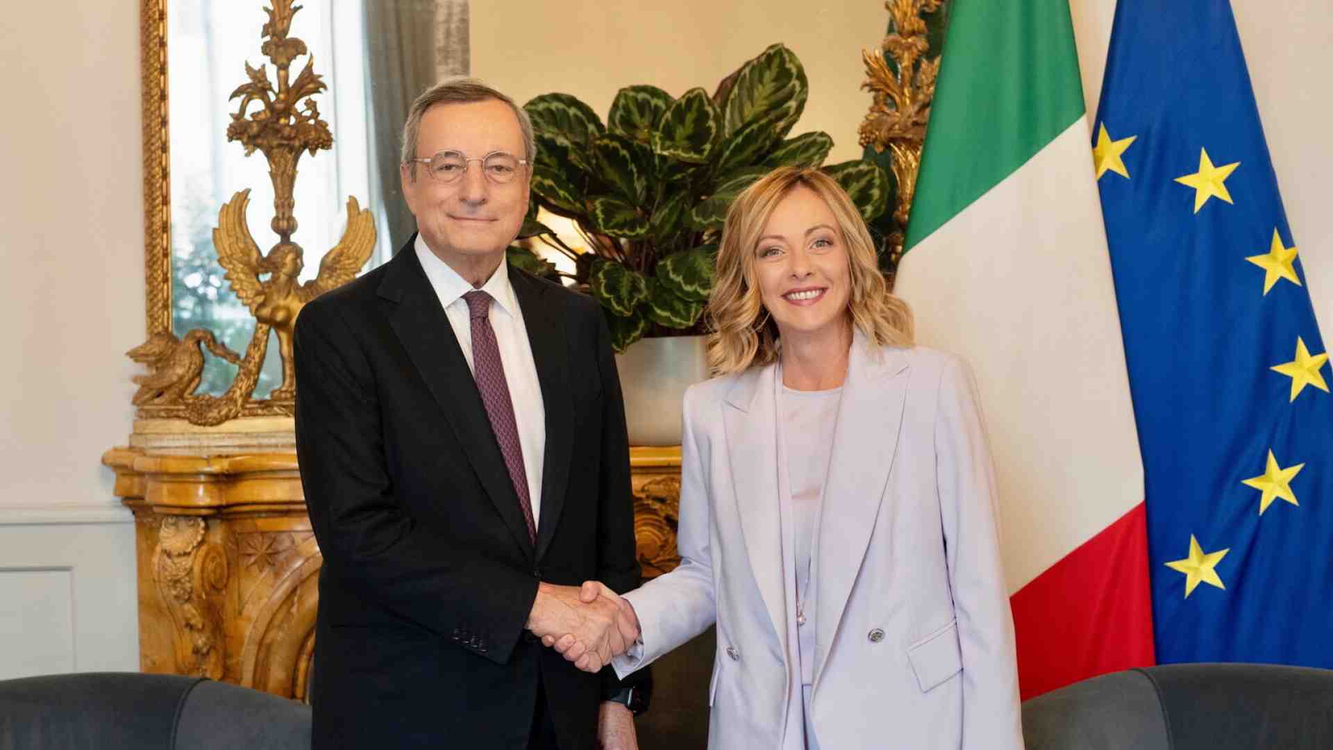 Immagine di No alle ritorsioni contro Trump. La linea comune Meloni-Draghi