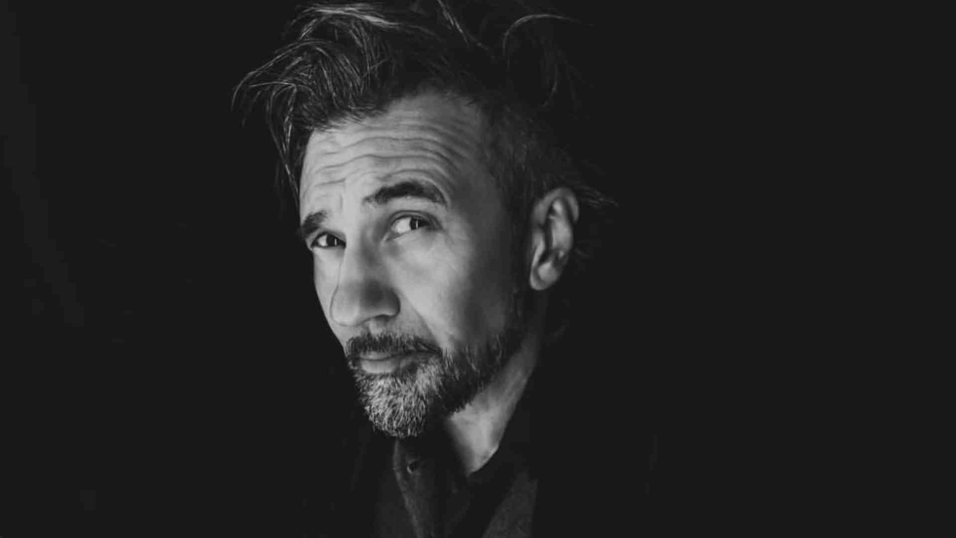 Immagine di John De Leo: «Il mio canto libero e senza confini»
