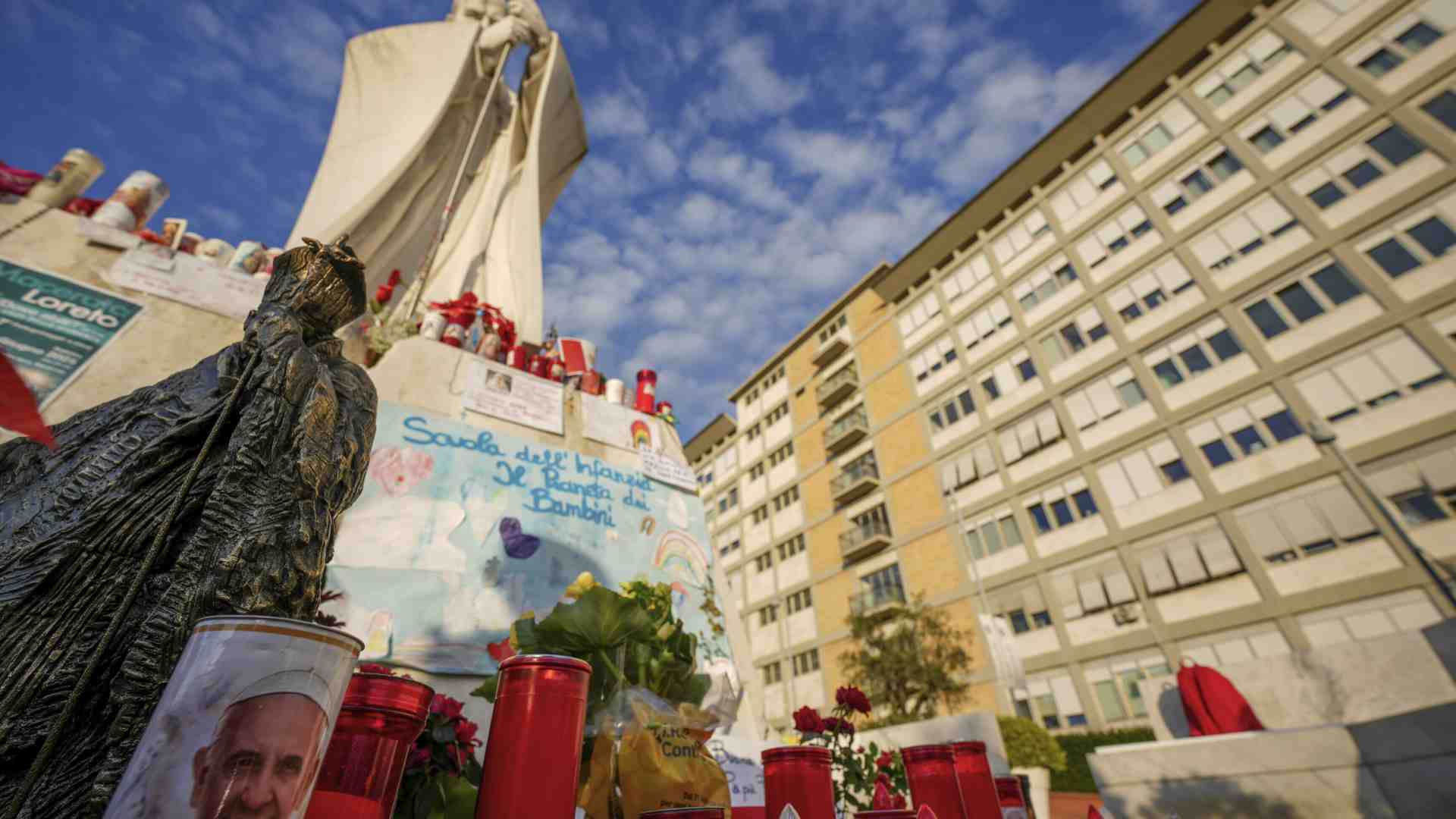 Immagine di Il Papa e Hackman: una teoria che piacerà molto all'Internazionale complottista