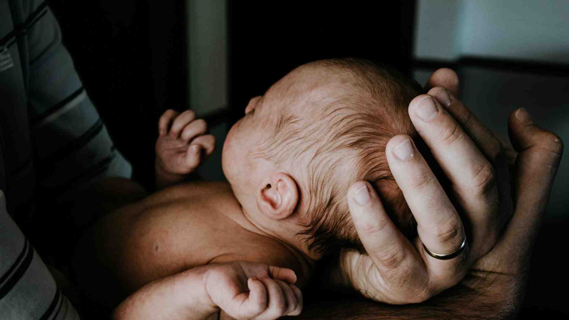 Immagine di I piccoli e incerti passi in avanti dell'Italia sull'utilizzo del congedo di paternità