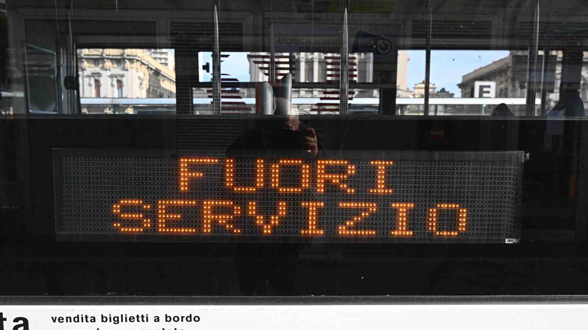 Immagine di C'è l'accordo sul rinnovo del contratto del trasporto pubblico, ma lo sciopero del 21 marzo resta