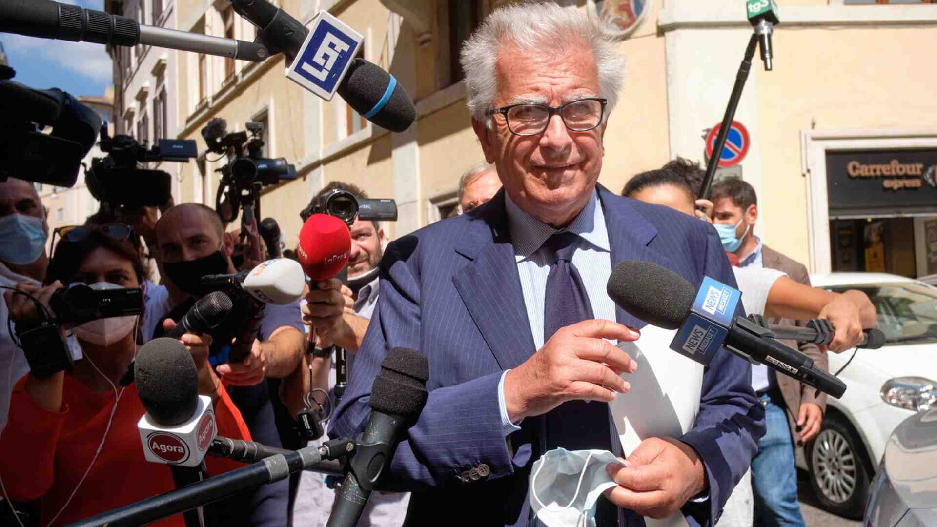 Immagine di Zanda: “Ok l'omaggio a Ventotene, ma serva al Pd per rilanciare la difesa comune”