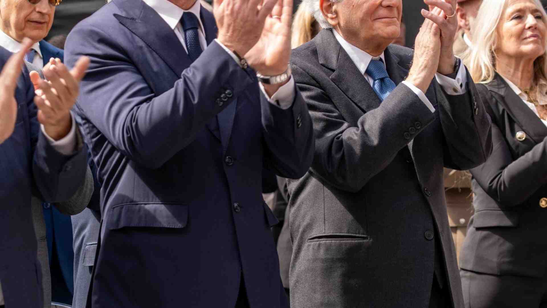 Immagine di Lollobrigida celebra l'egemonia agroalimentare della destra. Fitto: "Salvini? Parole senza atti concreti"