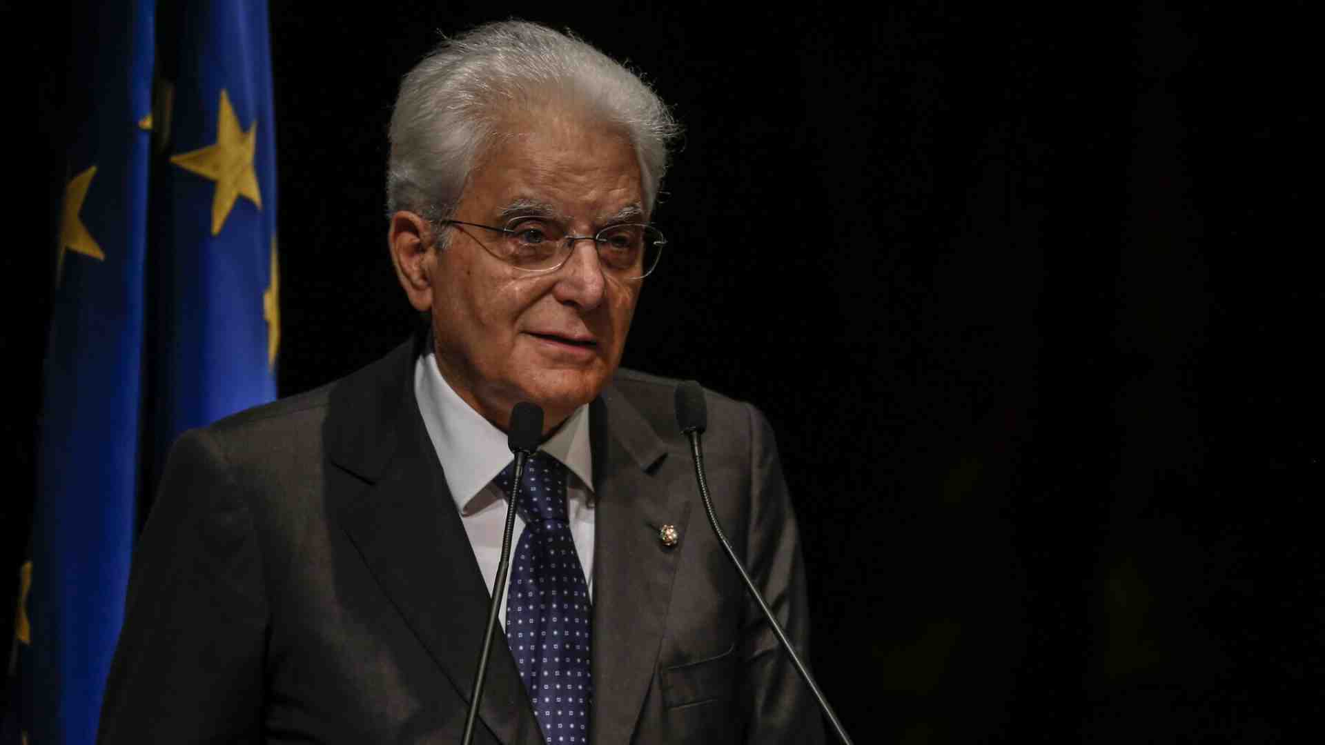 Immagine di Le gran trollate di Mattarella ai sovranisti, sulla difesa della patria