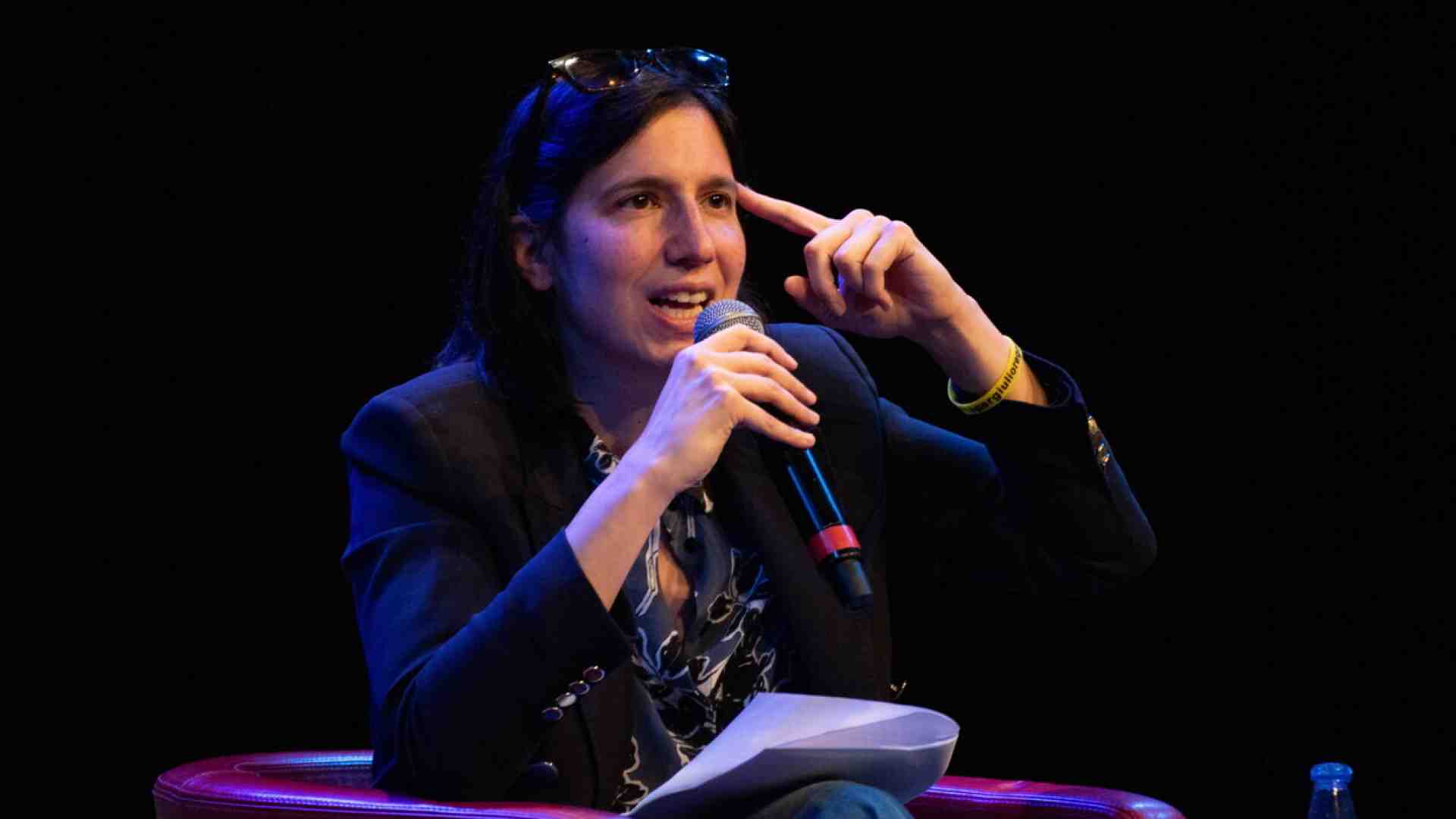 Immagine di Elly vede crepe nel governo: “all in” su Amministrative e referendum