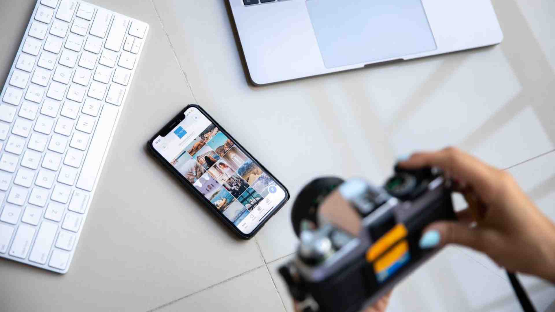 Immagine di Il paradosso della visibilità senza controllo