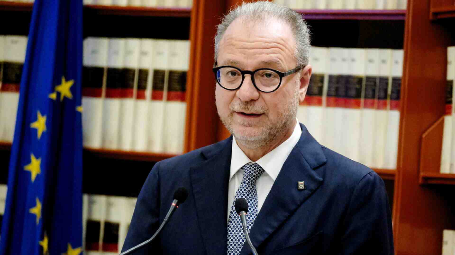 Immagine di Forza Italia boccia la Lega. Mulè: "La strategia leghista sui dazi è nanismo nazionale"