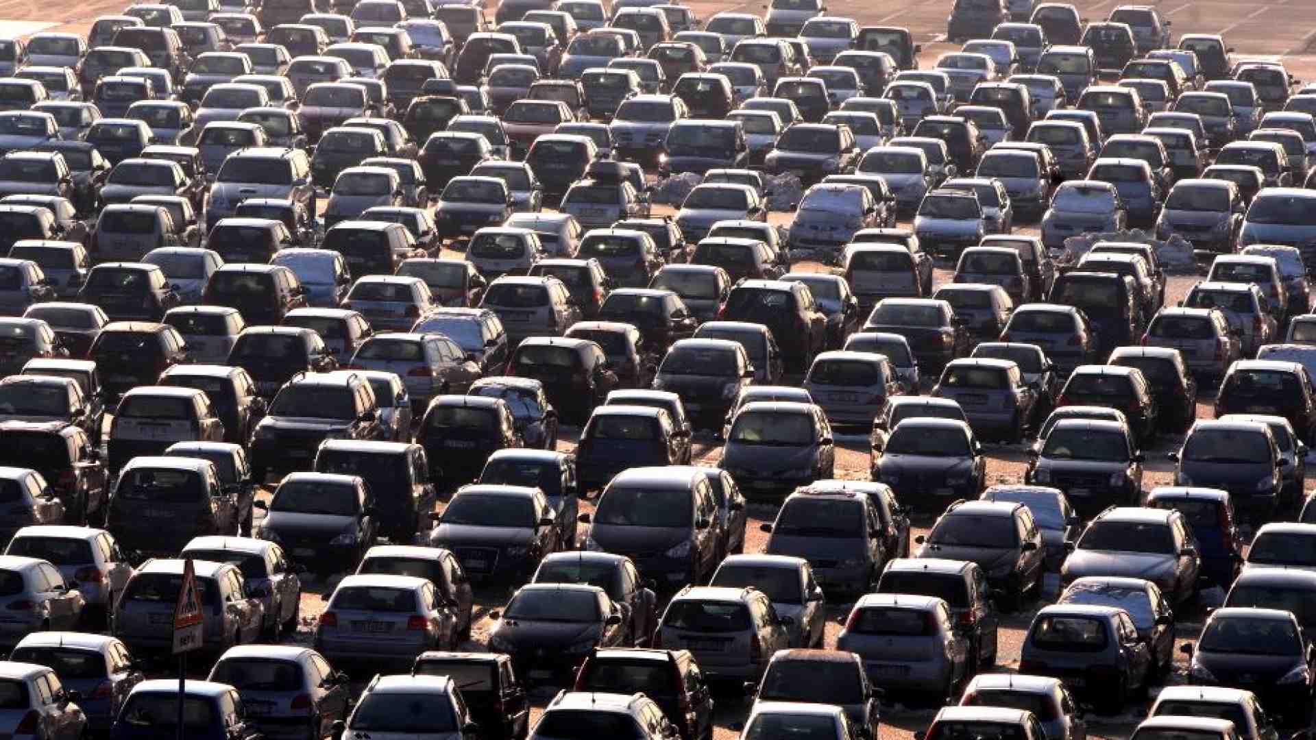 Immagine di Dalle moto ai jeans, l’Europa prepara la lista dei suoi dazi anti-Trump