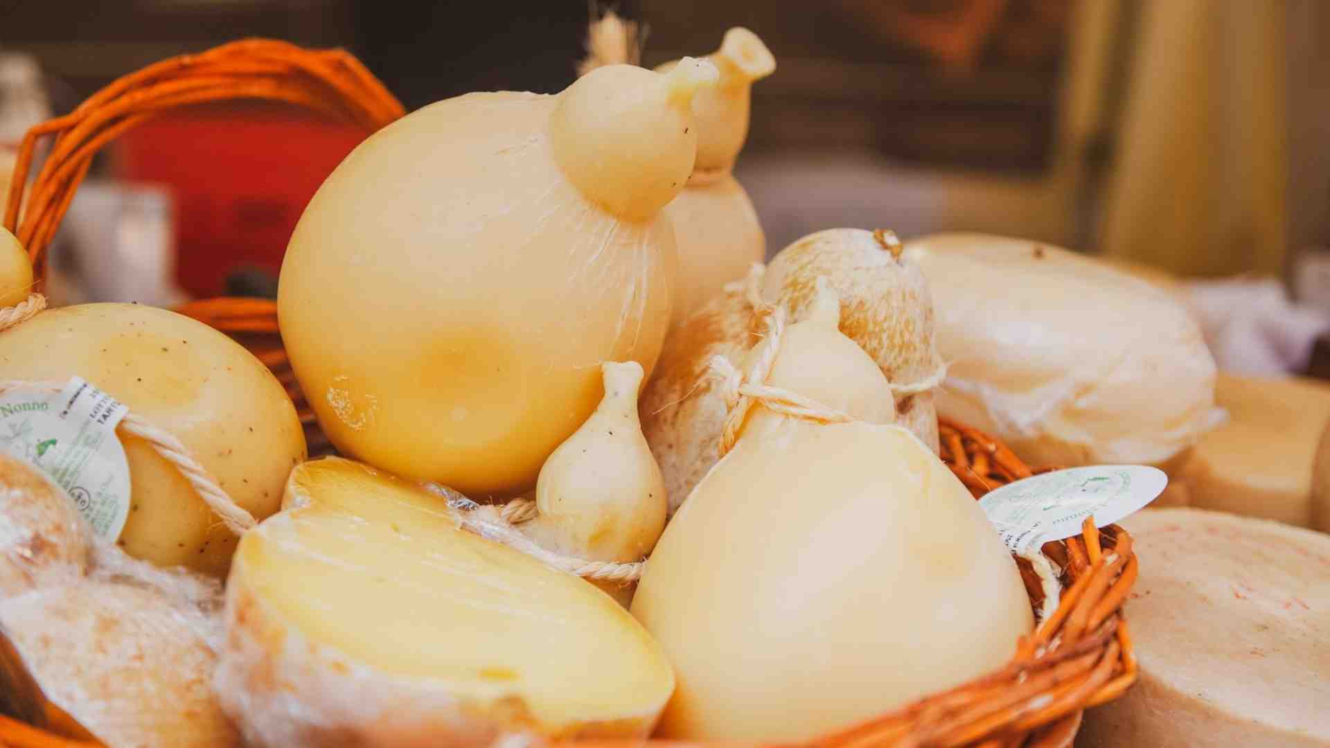 Immagine di Cremona, con i formaggi qui si sorride di gusto