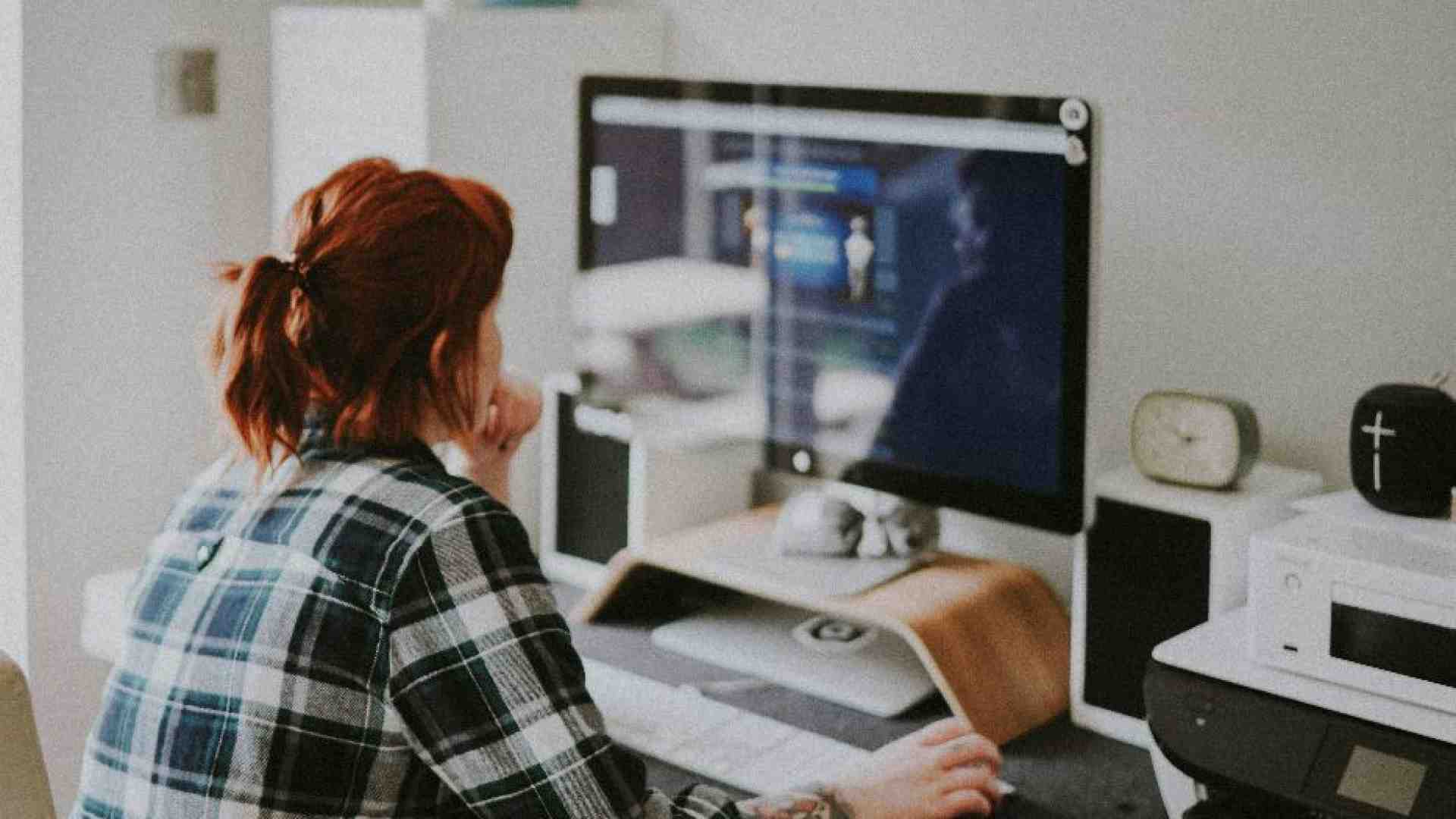 Immagine di Lo smart working fa venire voglia di figli. Ma vale più per le donne