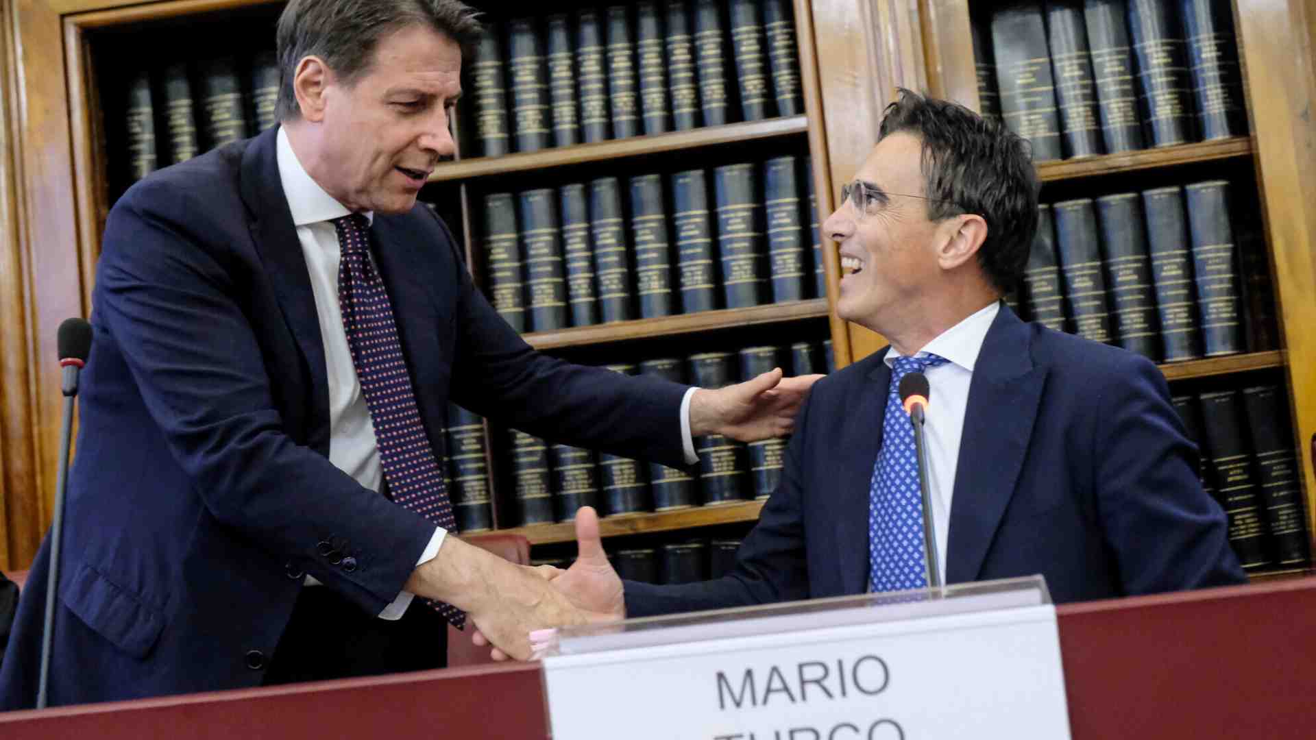 Immagine di Turco (M5s) frena su Decaro in Puglia: “E’ ancora presto, prima i temi. Il Pd non pensi solo al totonomi”