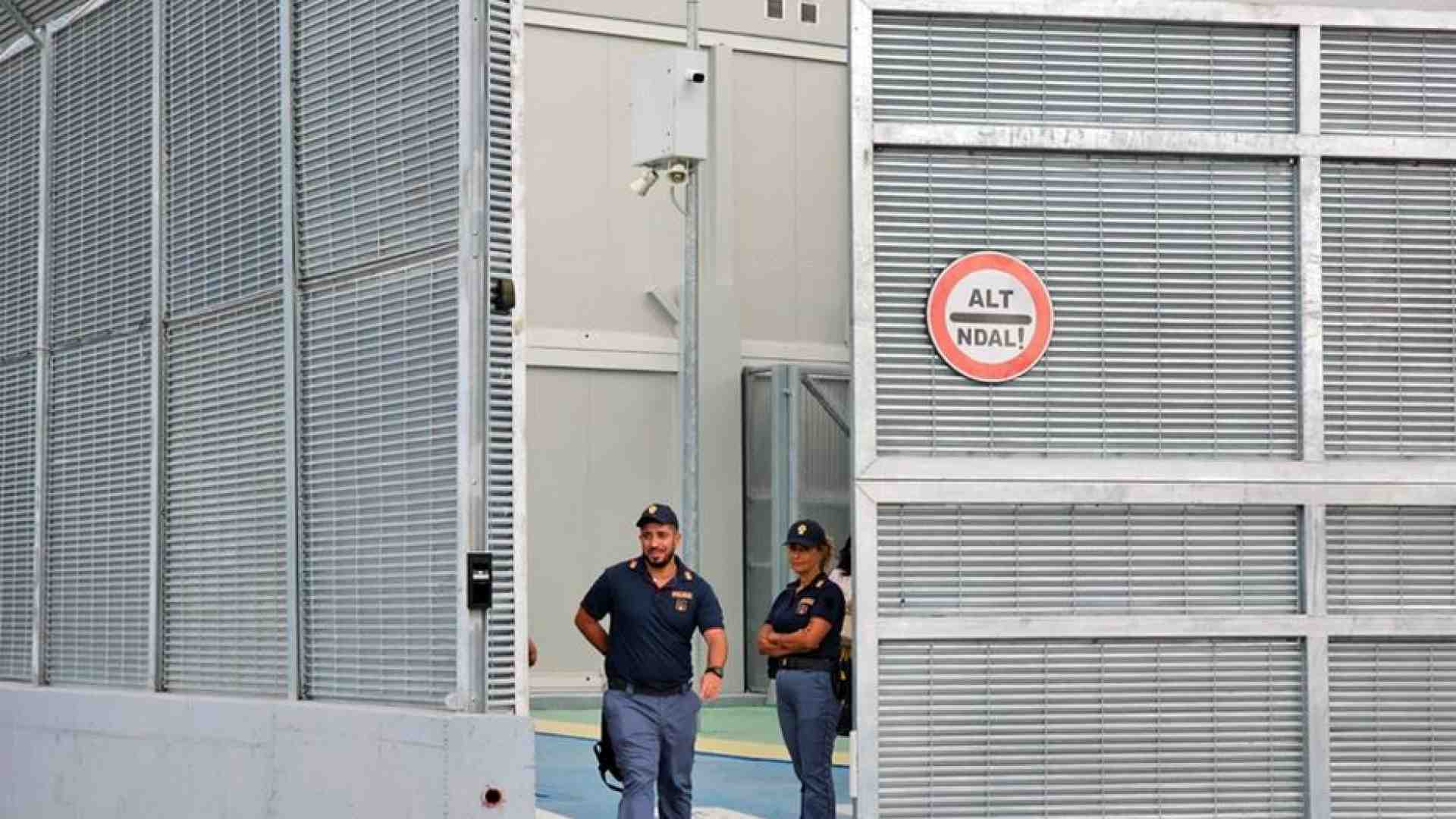 Immagine di Via libera del Cdm al decreto Albania