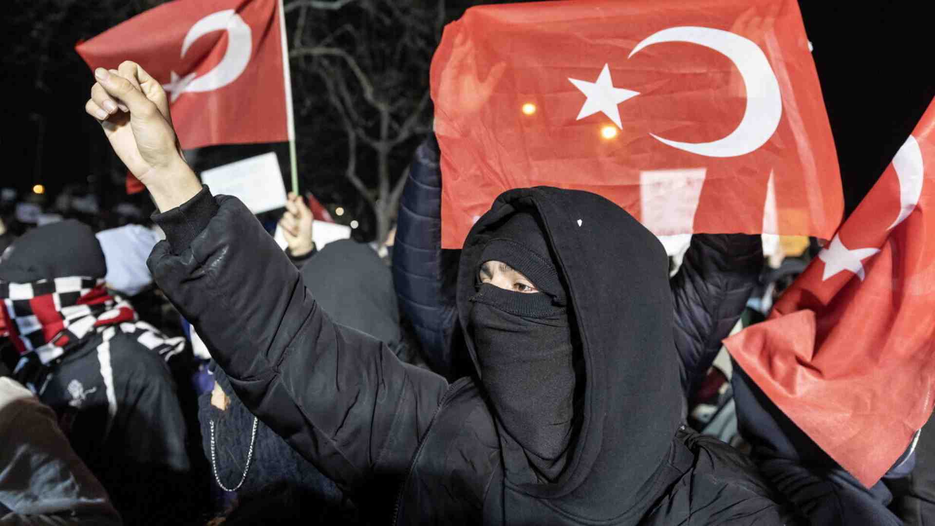 Immagine di La piazza turca non si placa, ma Erdogan conta sul silenzio estero