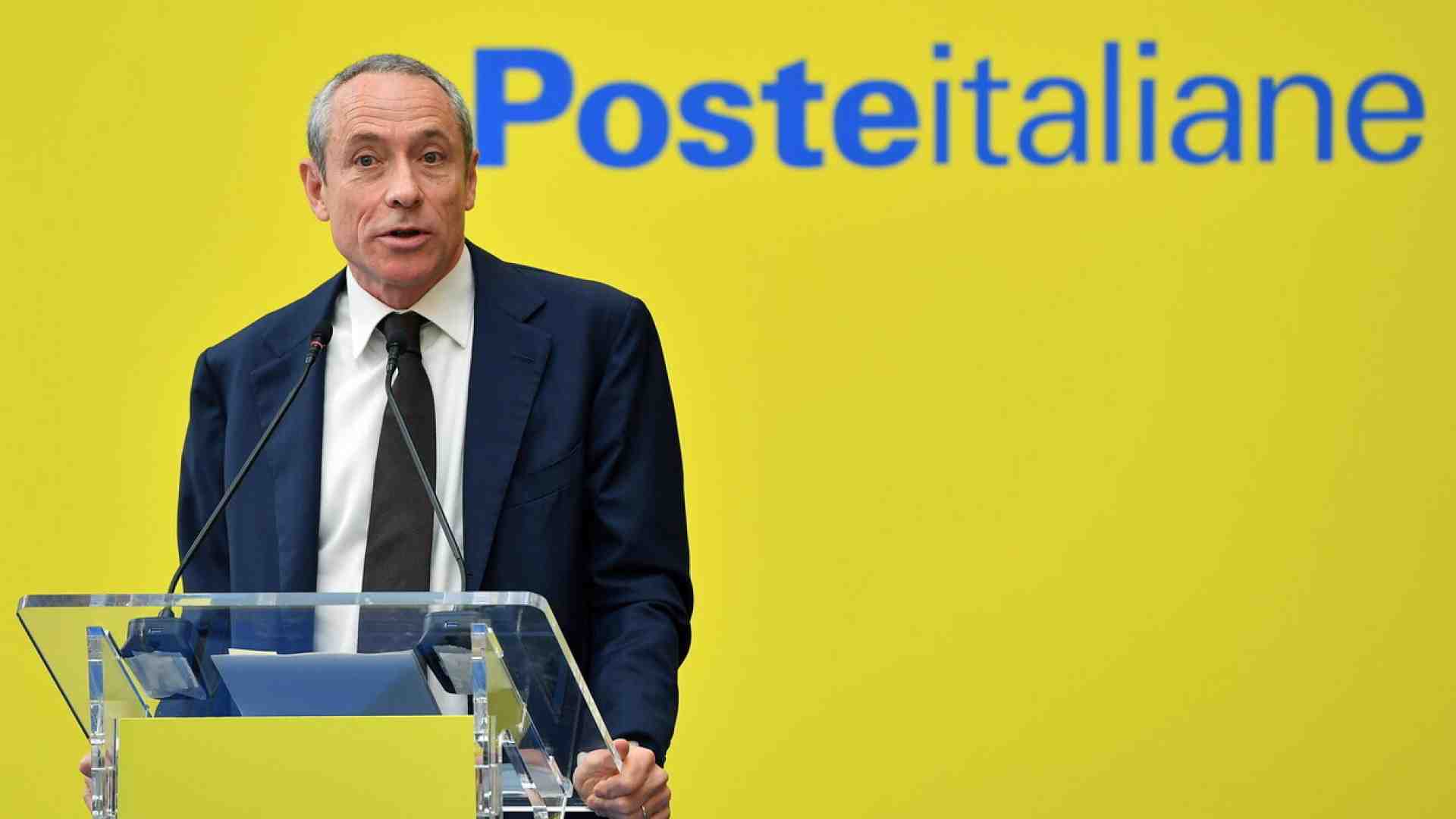 Immagine di Altre battaglie. Come leggere l’imminente mossa di Poste su Tim