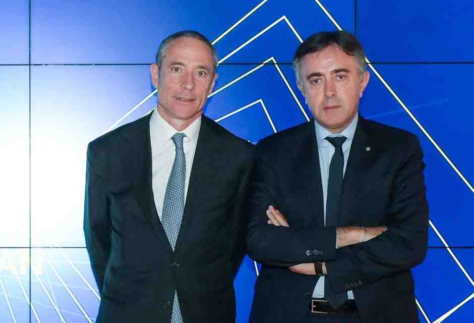 Tim torna italiana. Poste compra da Vivendi la quota e sale appena sotto il 25 per cento