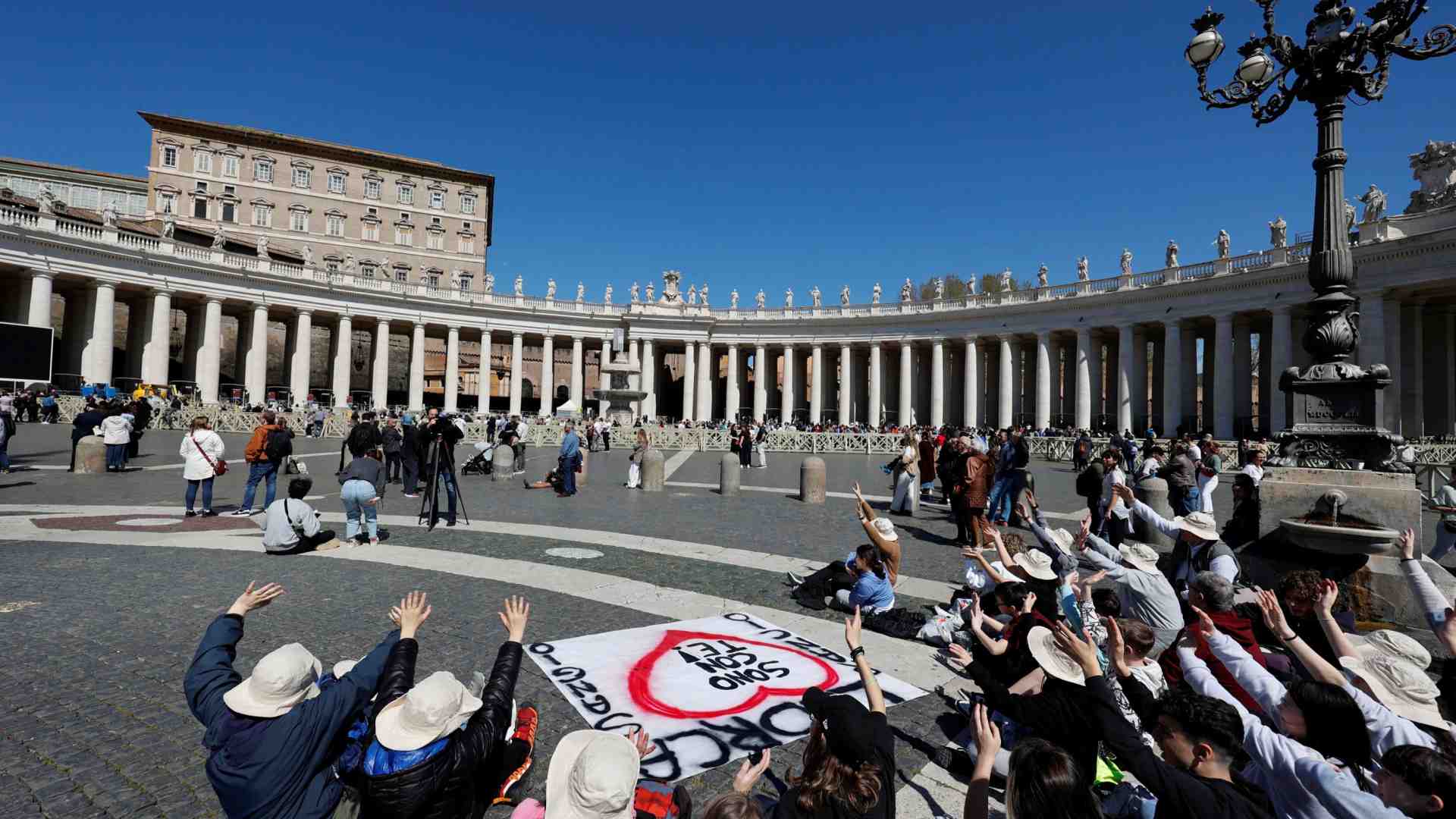 Immagine di Il Papa: «La famiglia umana si riconcili nella pace»