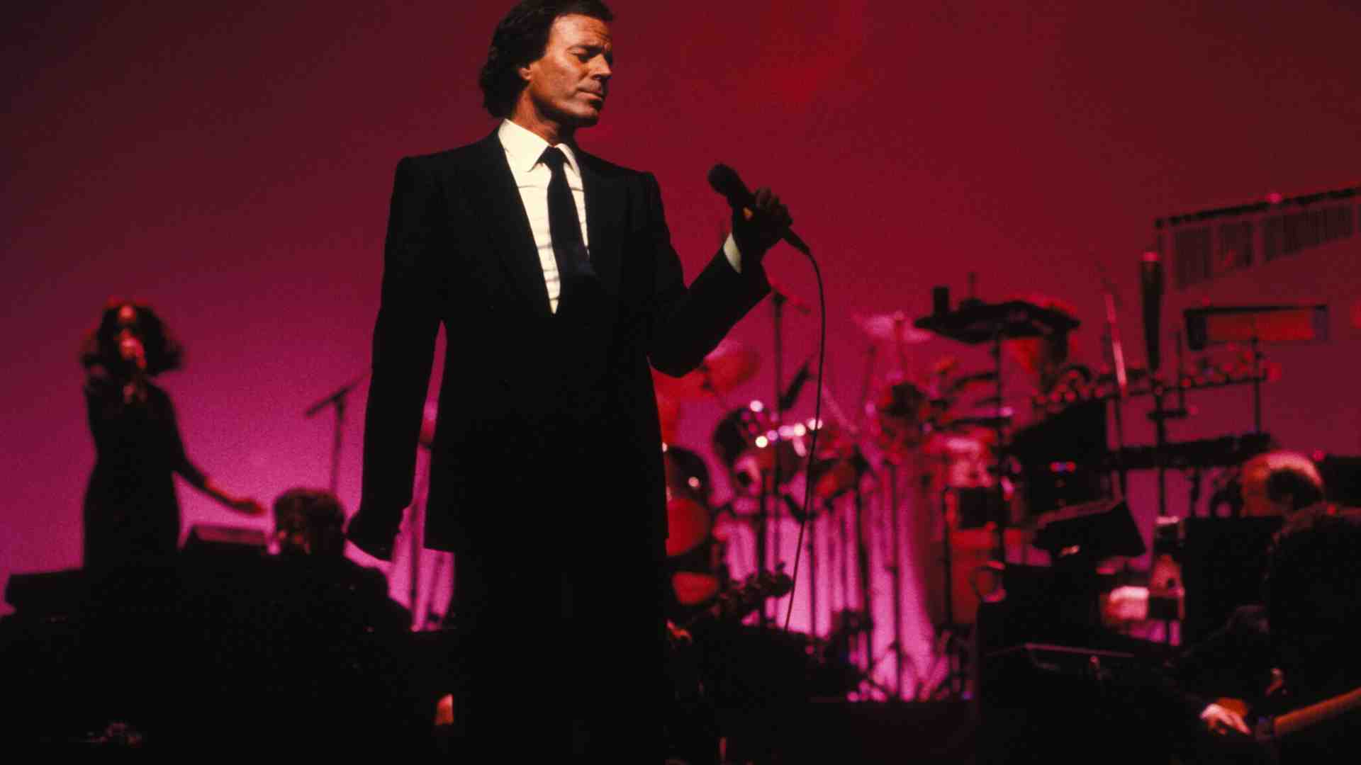 Immagine di Julio Iglesias, il gran seduttore