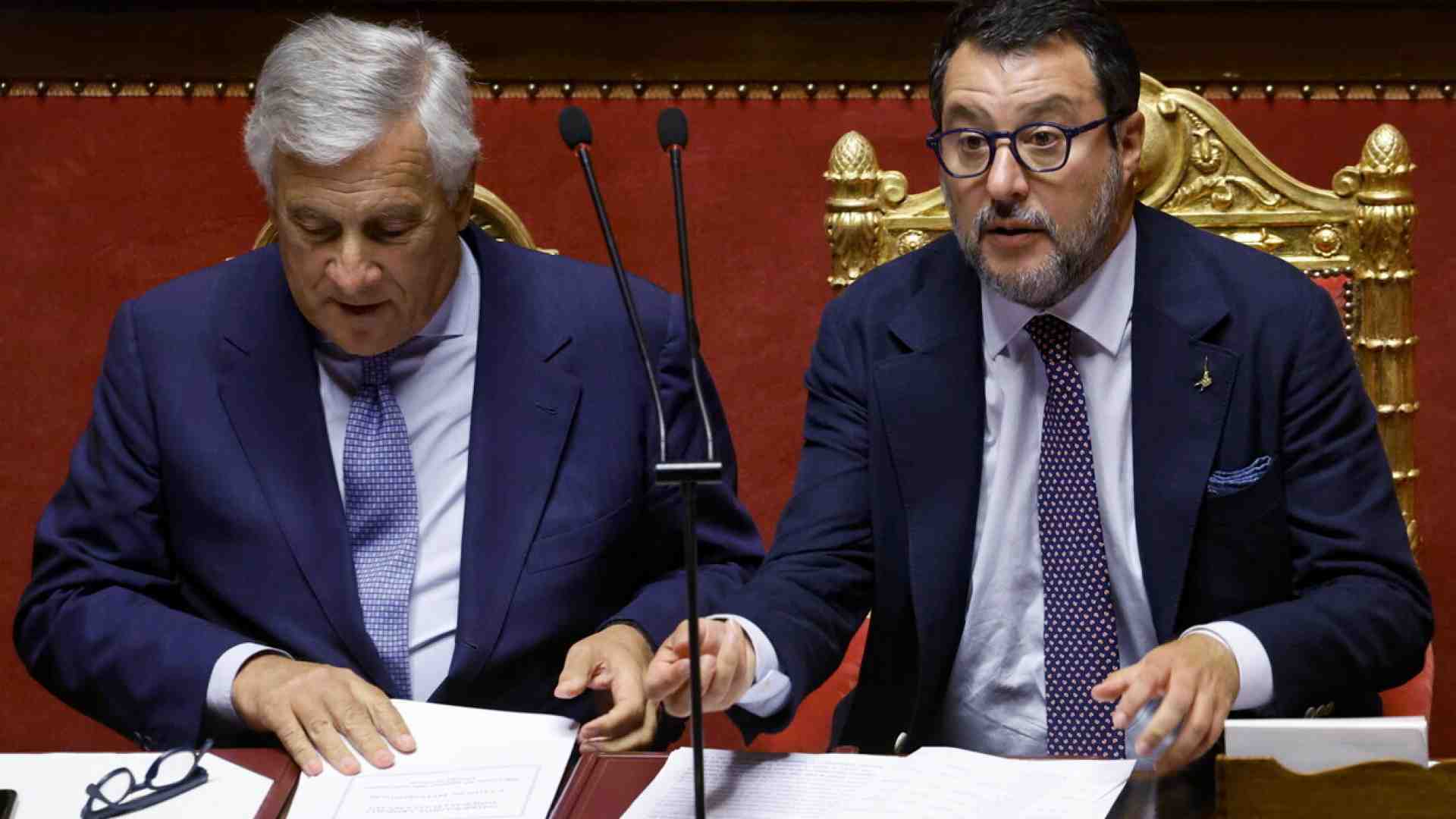 Immagine di Salvini attacca ancora il piano di riarmo di von der Leyen. Tajani: "Non abbiamo bisogno di sfasciacarozze"