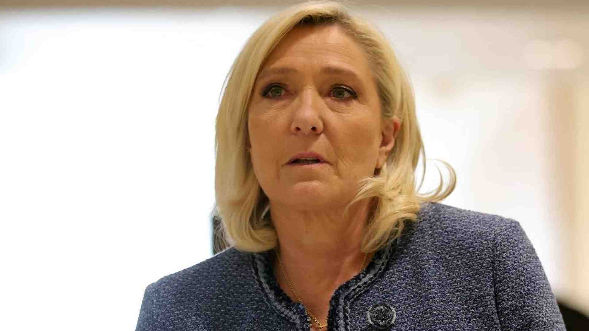 Immagine di Le Pen colpevole di frode. E arriva la condanna all'ineleggibilità