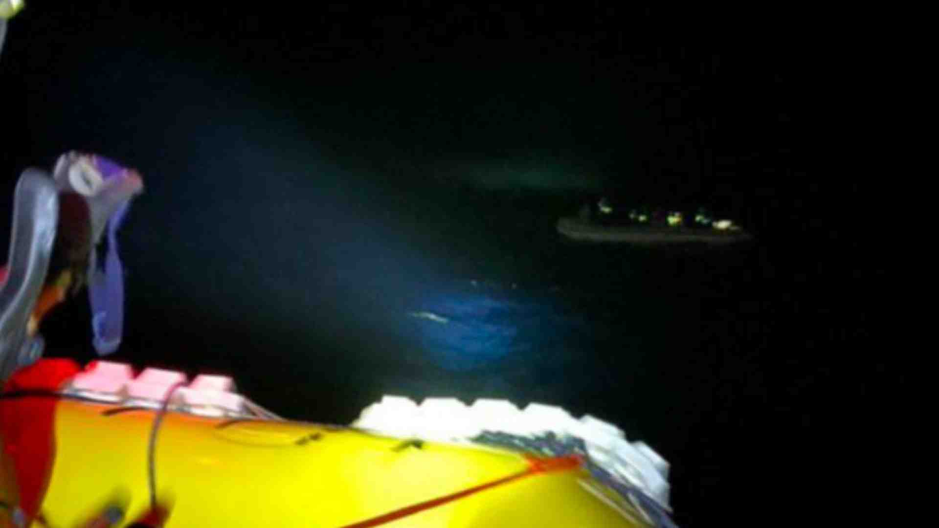 Immagine di Allarme in mare. «Ci sono 34 persone in pericolo»
