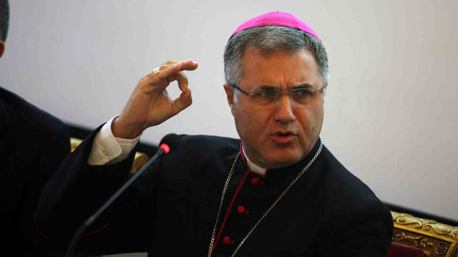 Immagine di «Quei corpi abusati, una barbarie. Alle vittime doniamo le nostre lacrime»