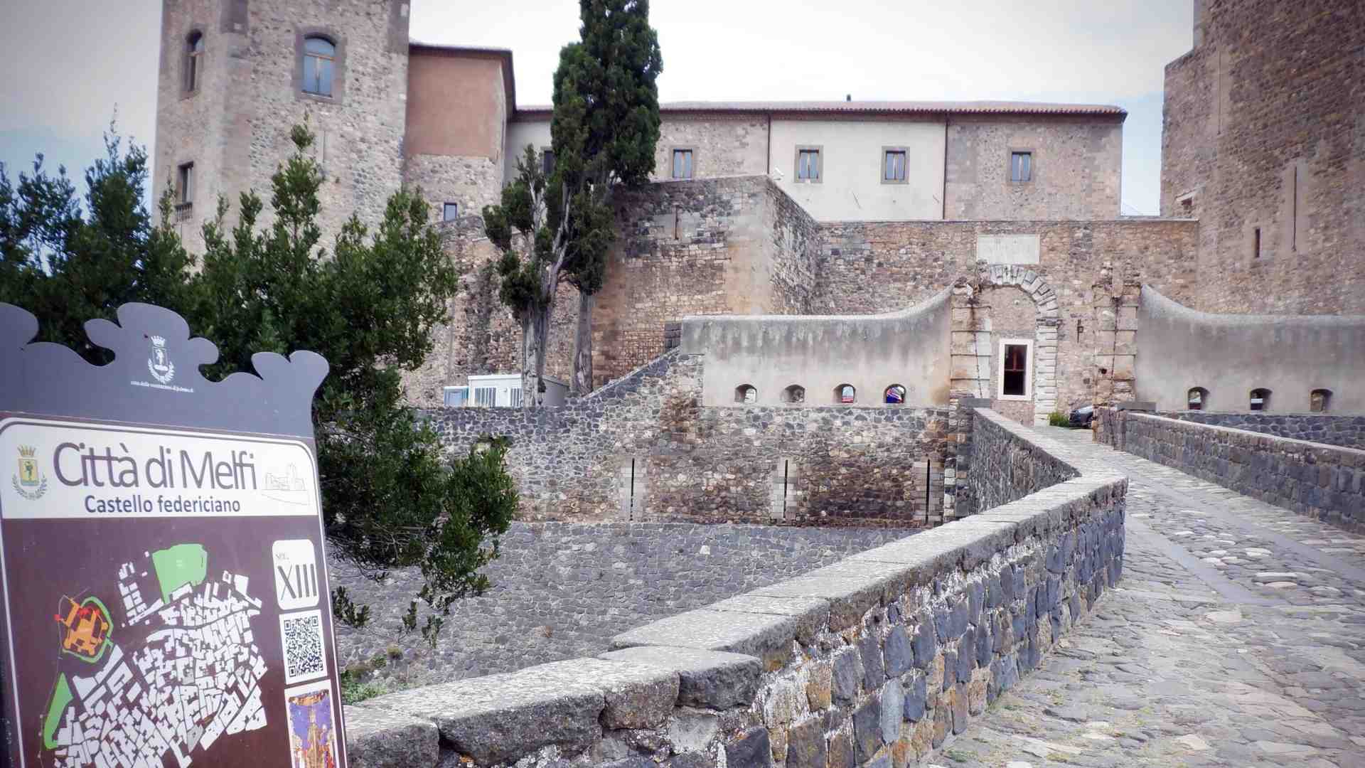 Immagine di Per fortuna esistono luoghi in cui Rita De Crescenzo non ha mai messo piede