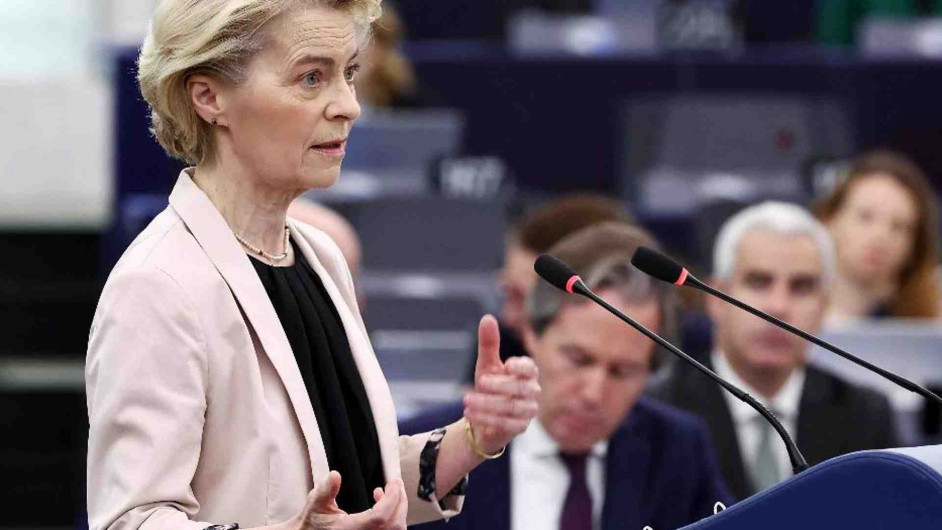 Immagine di Per Von der Leyen è «il caos»: l'Europa pronta a reagire e a negoziare