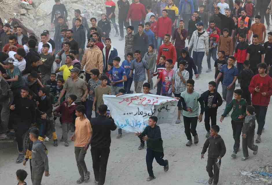 Proteste, omicidi, torture. Gli spezzoni della vita a Gaza che Hamas monta come vuole
