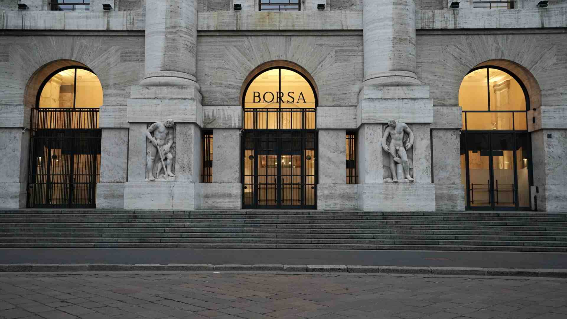 Immagine di Ancora giù tutte le borse, Milano brucia 50 miliardi. Governo fiducioso, mercati preoccupati
