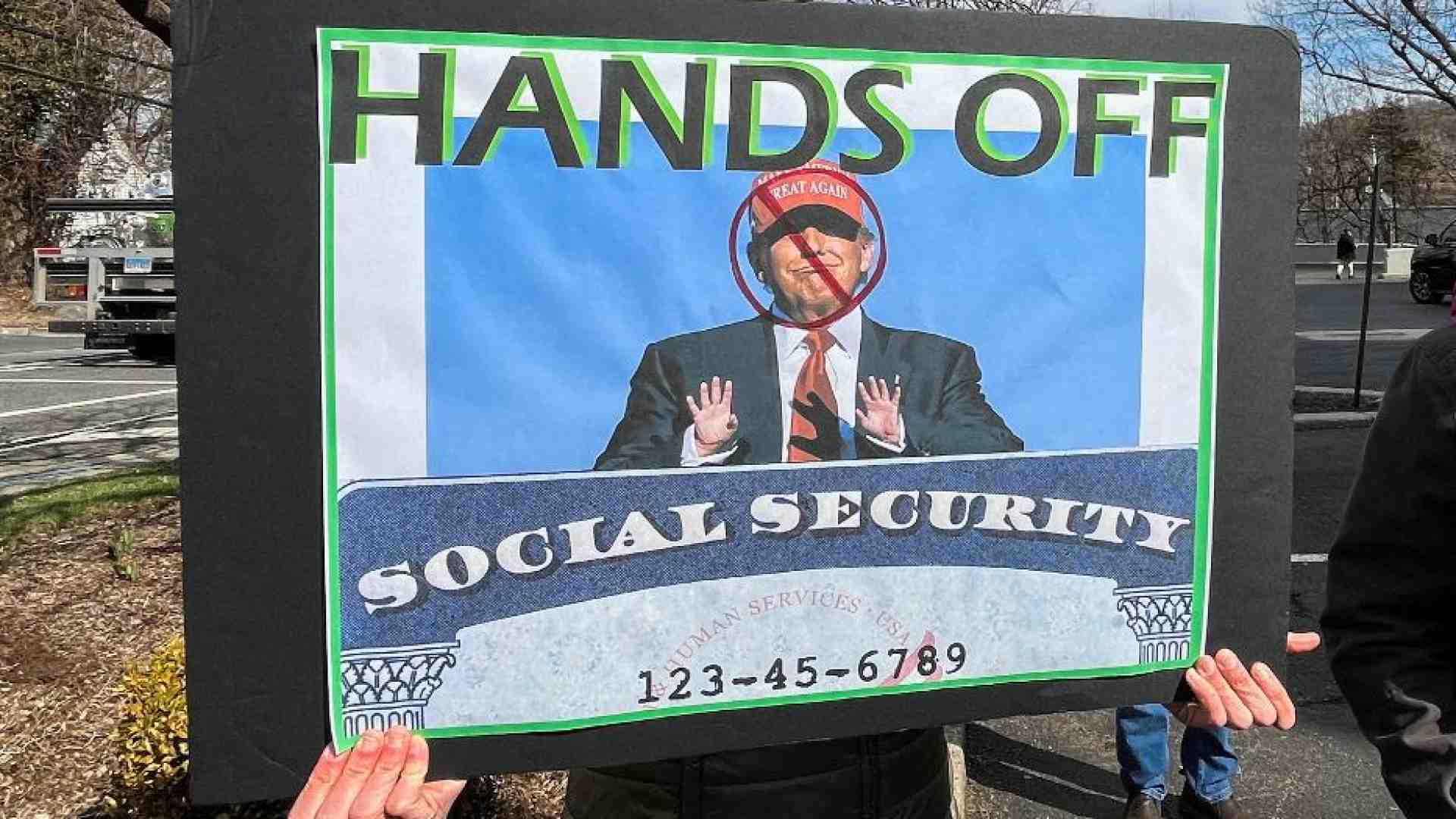 Immagine di I movimenti in piazza per dire a Trump «giù le mani» da diritti e democrazia