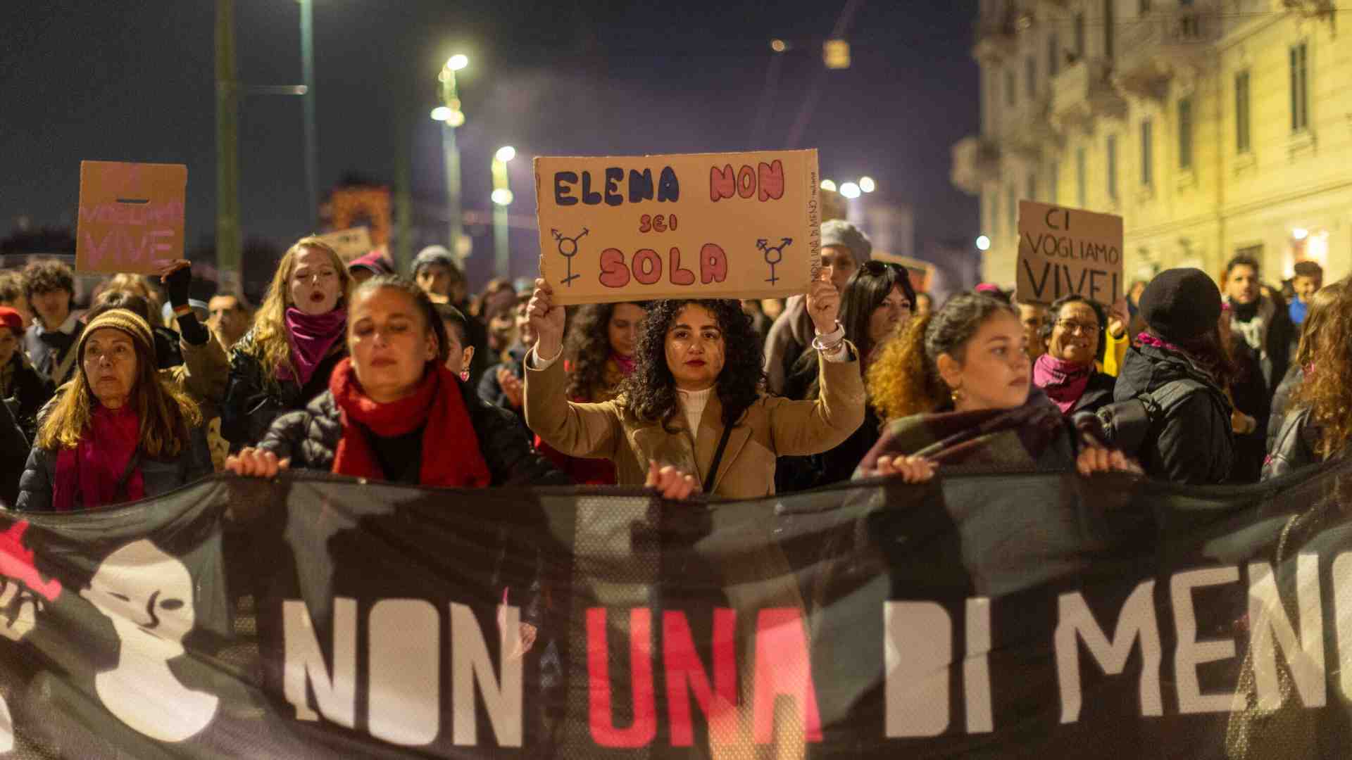 Immagine di Due fustini di stereotipi per un fustino di ideologia