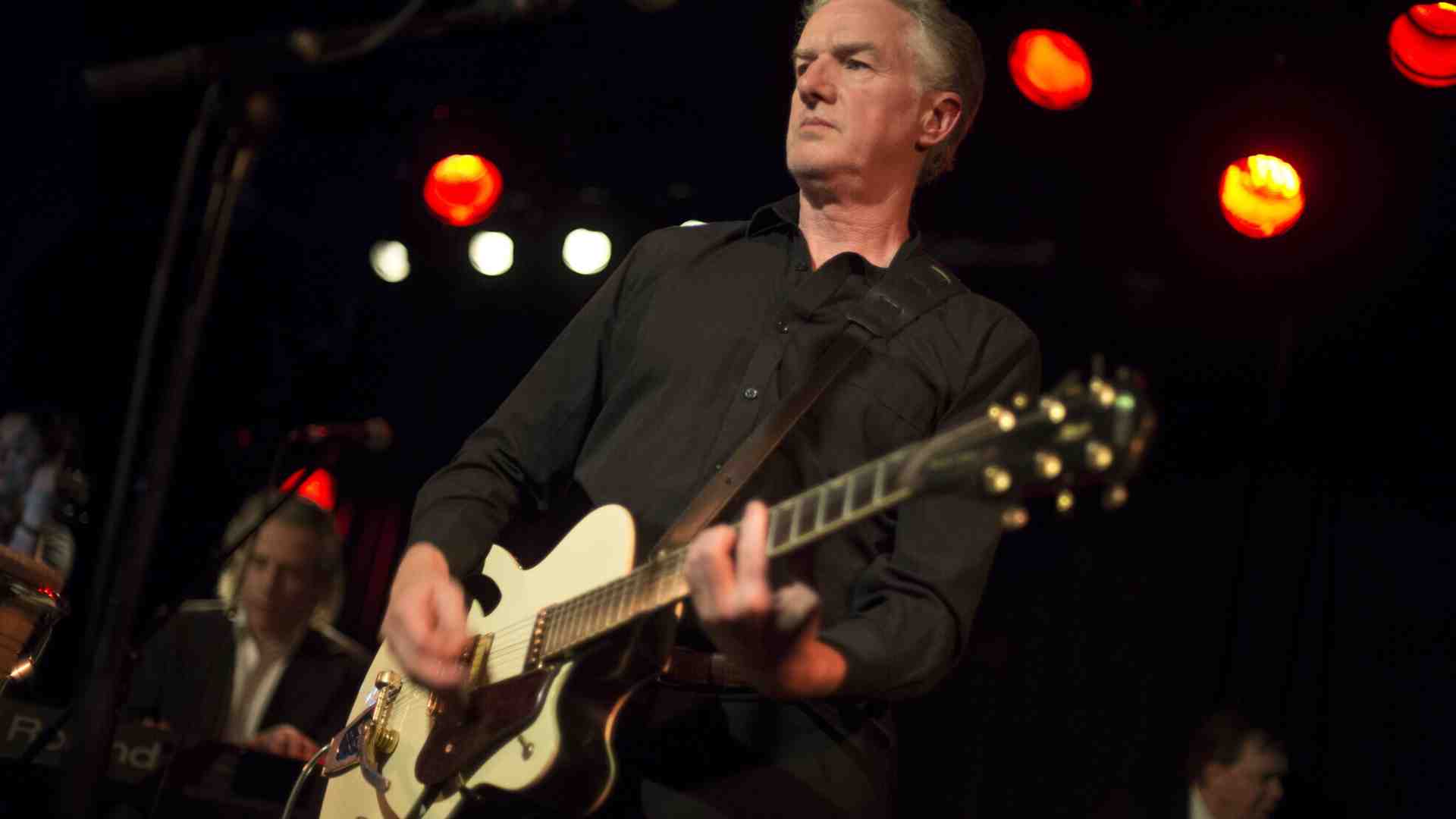 Immagine di La musica dei cattivi e l'austera compostezza di Mick Harvey