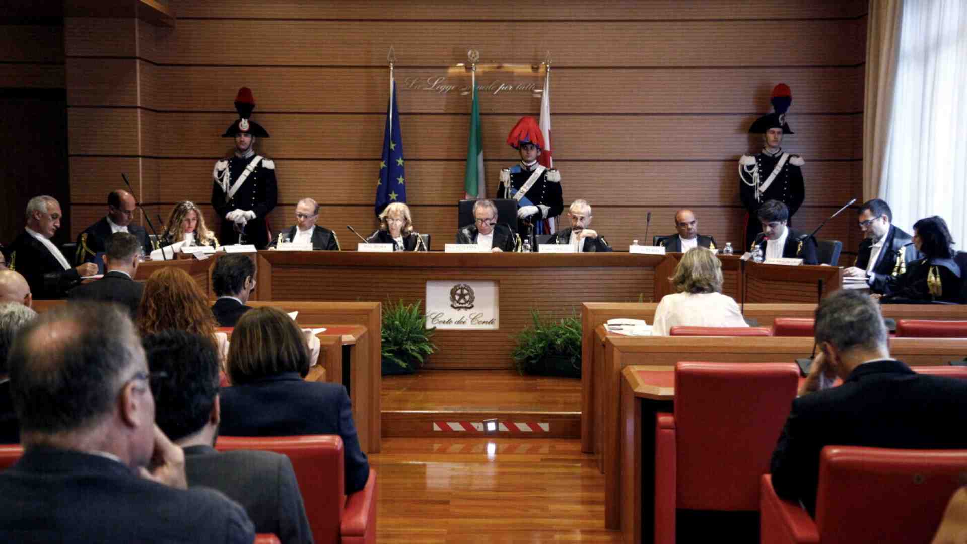 Immagine di Contro la dittatura del vittimismo: un antidoto alla bulimia punitiva