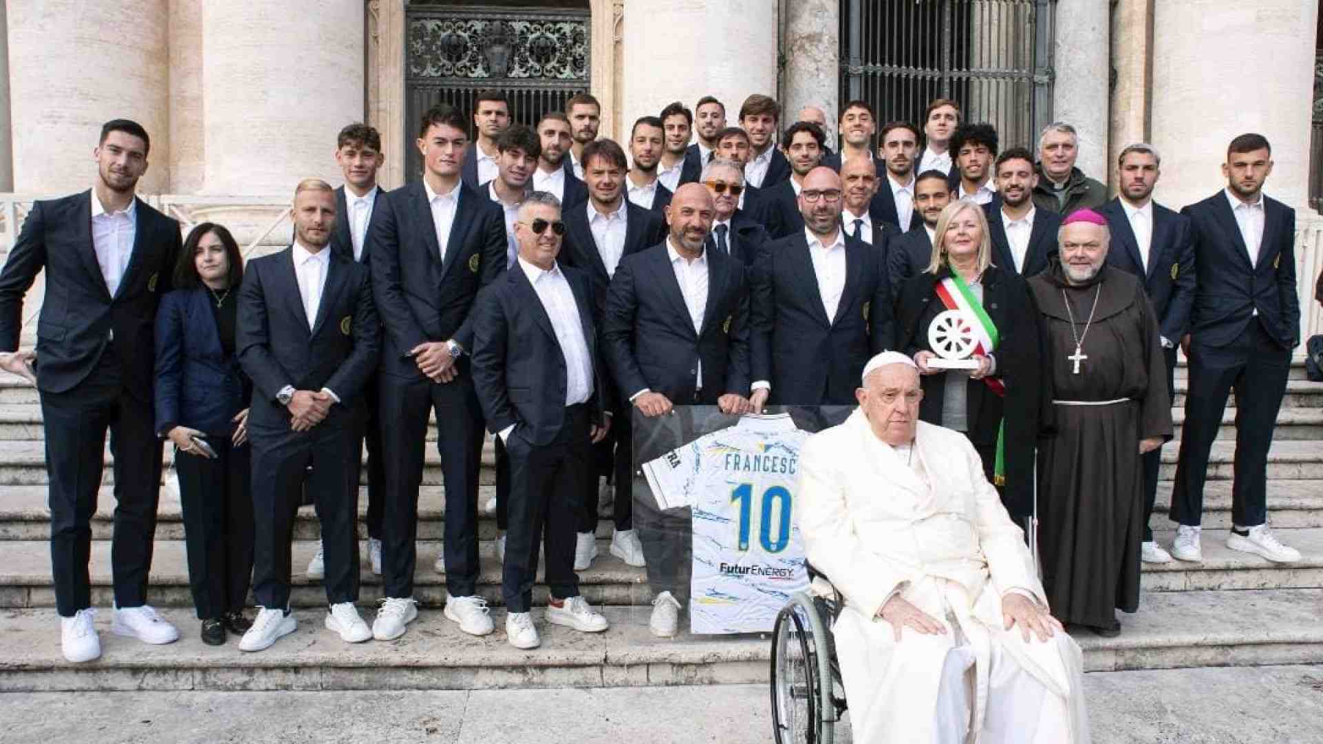 Immagine di Antonio Calabro, la Bibbia spiegata in campo
