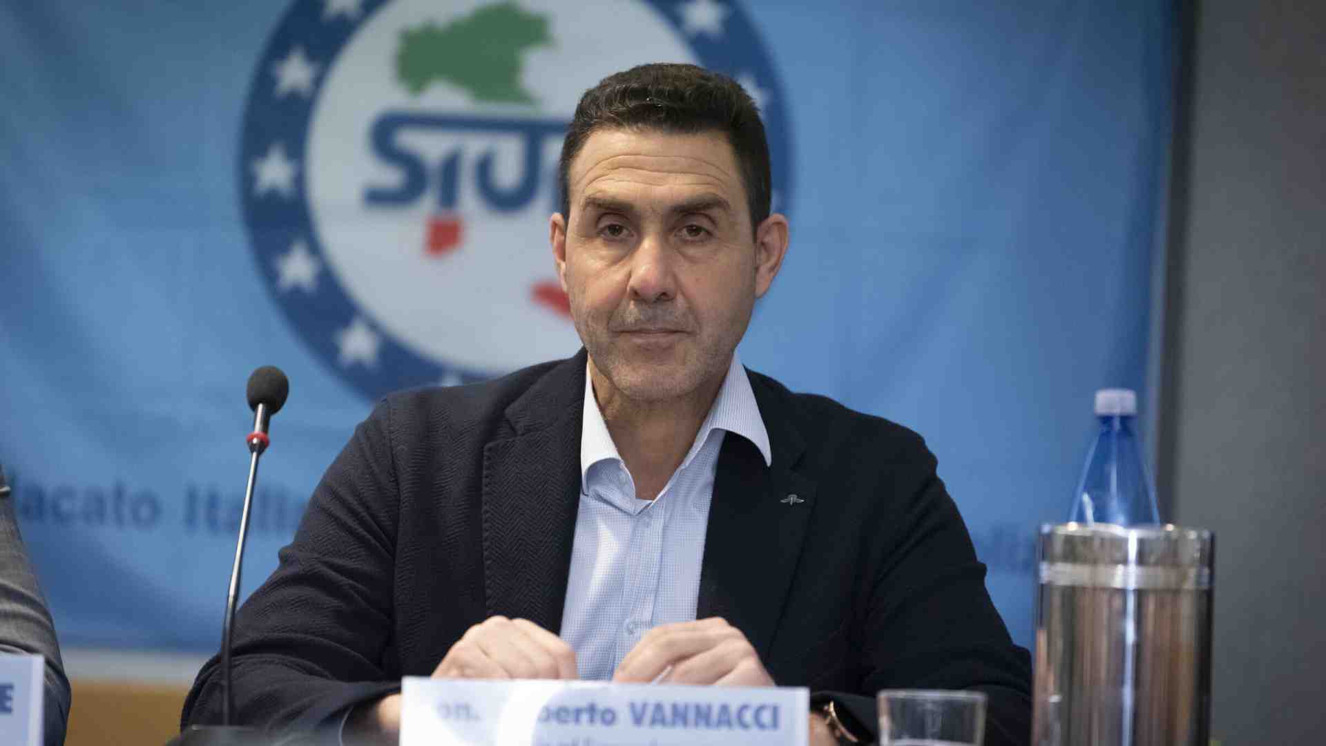Immagine di Vannacci: “Io ministro dell’Interno? Non è un tema, ma mai porsi limiti”