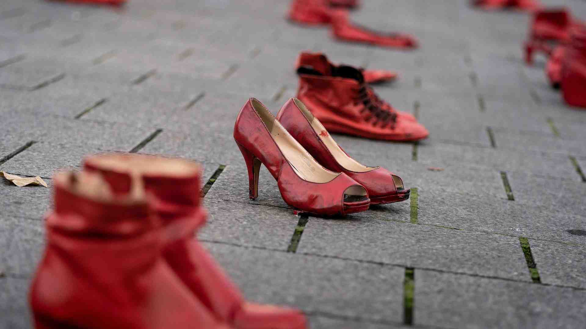 Immagine di In mostra i dieci anni di "Women for women against violence"