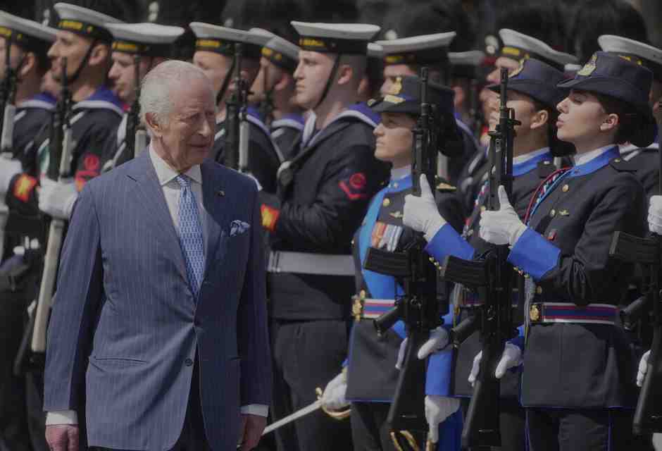 Re Carlo III (LaPresse)