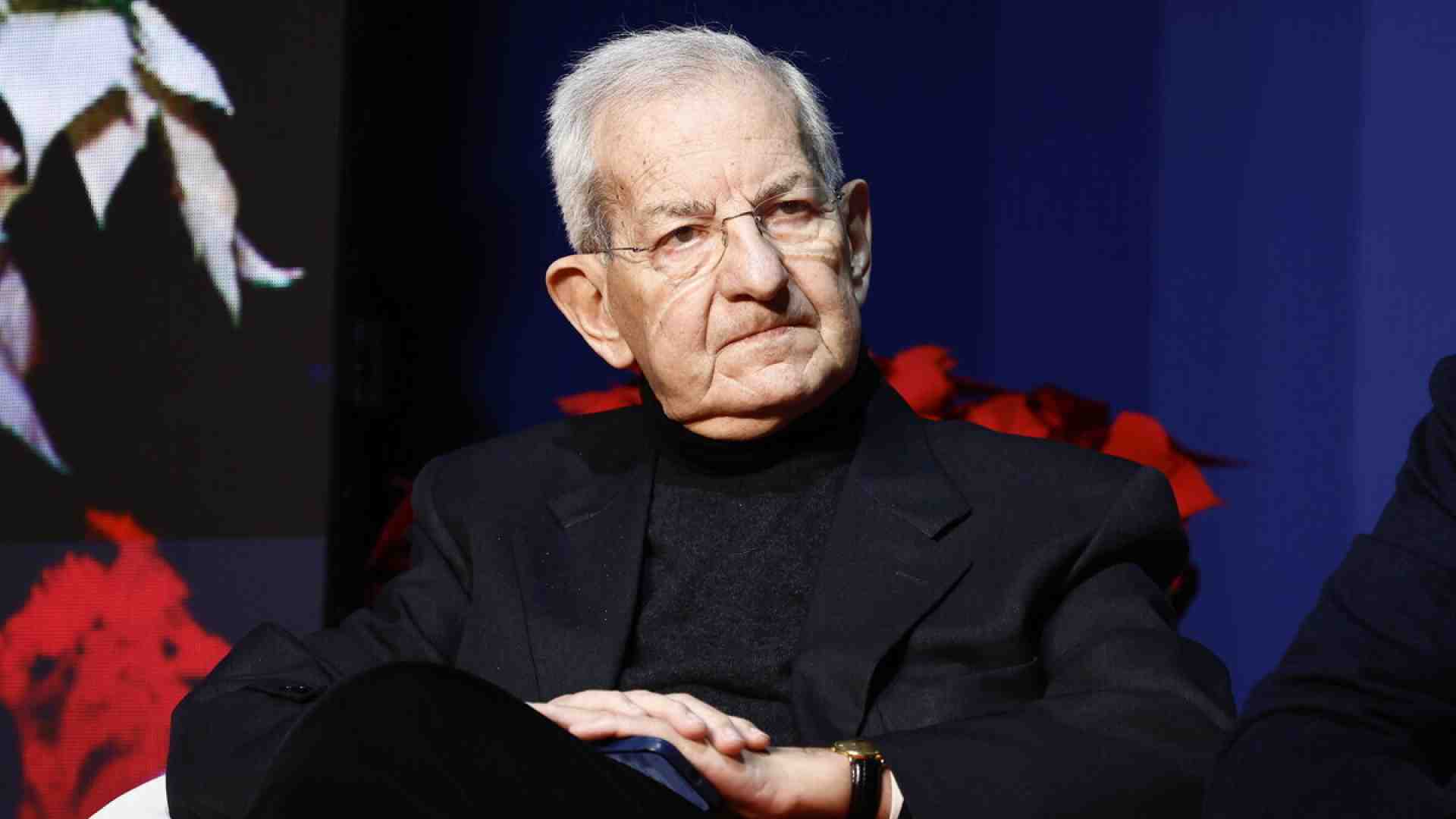 Immagine di Violante in "carrozza": "Terzo mandato? Un asse: Trump, De Luca Zaia. Serve un limite. Meloni è saggia ne vuole solo due"