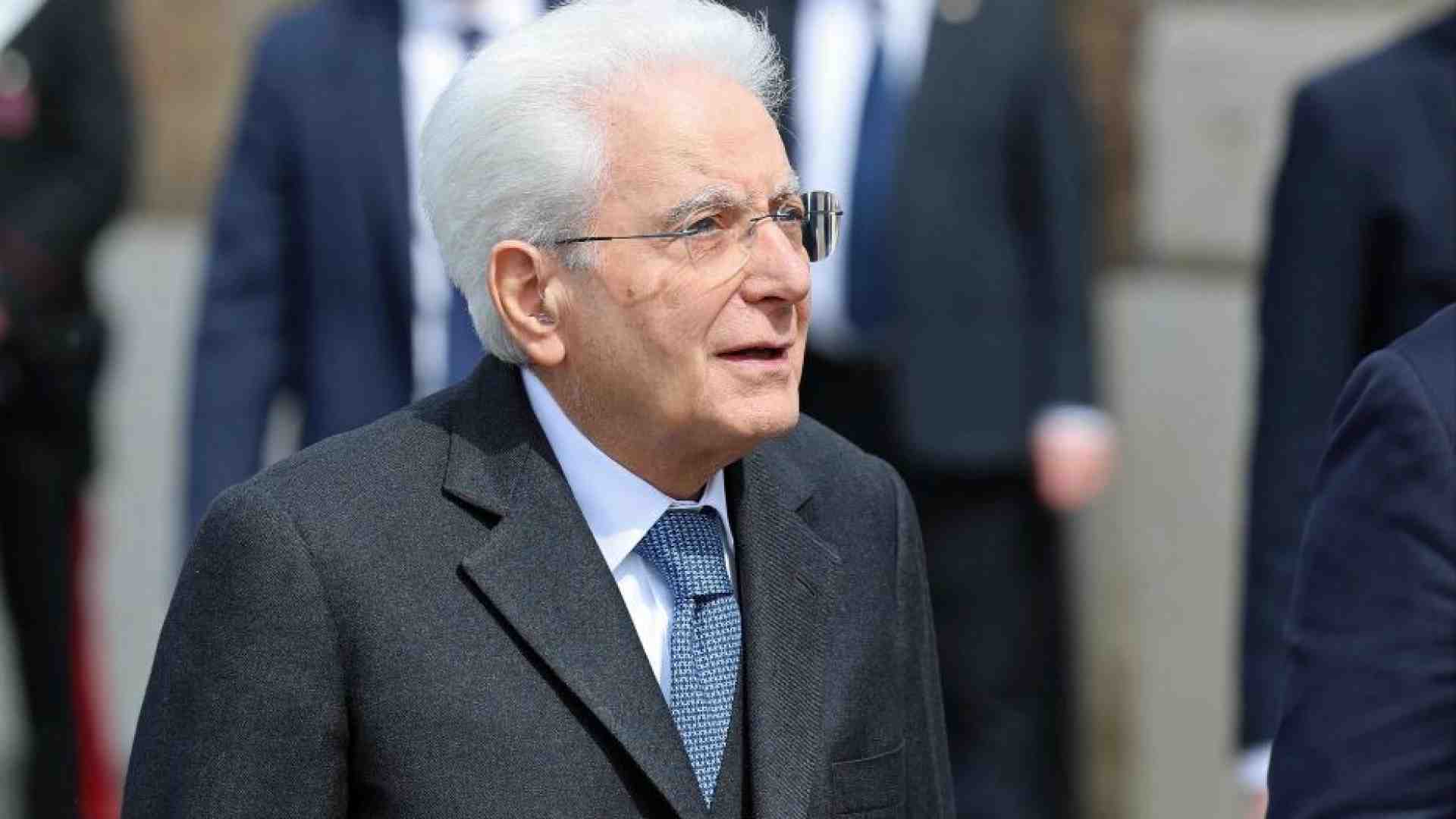 Immagine di Mattarella: «La Polizia tutela i valori costituzionali e la sicurezza»